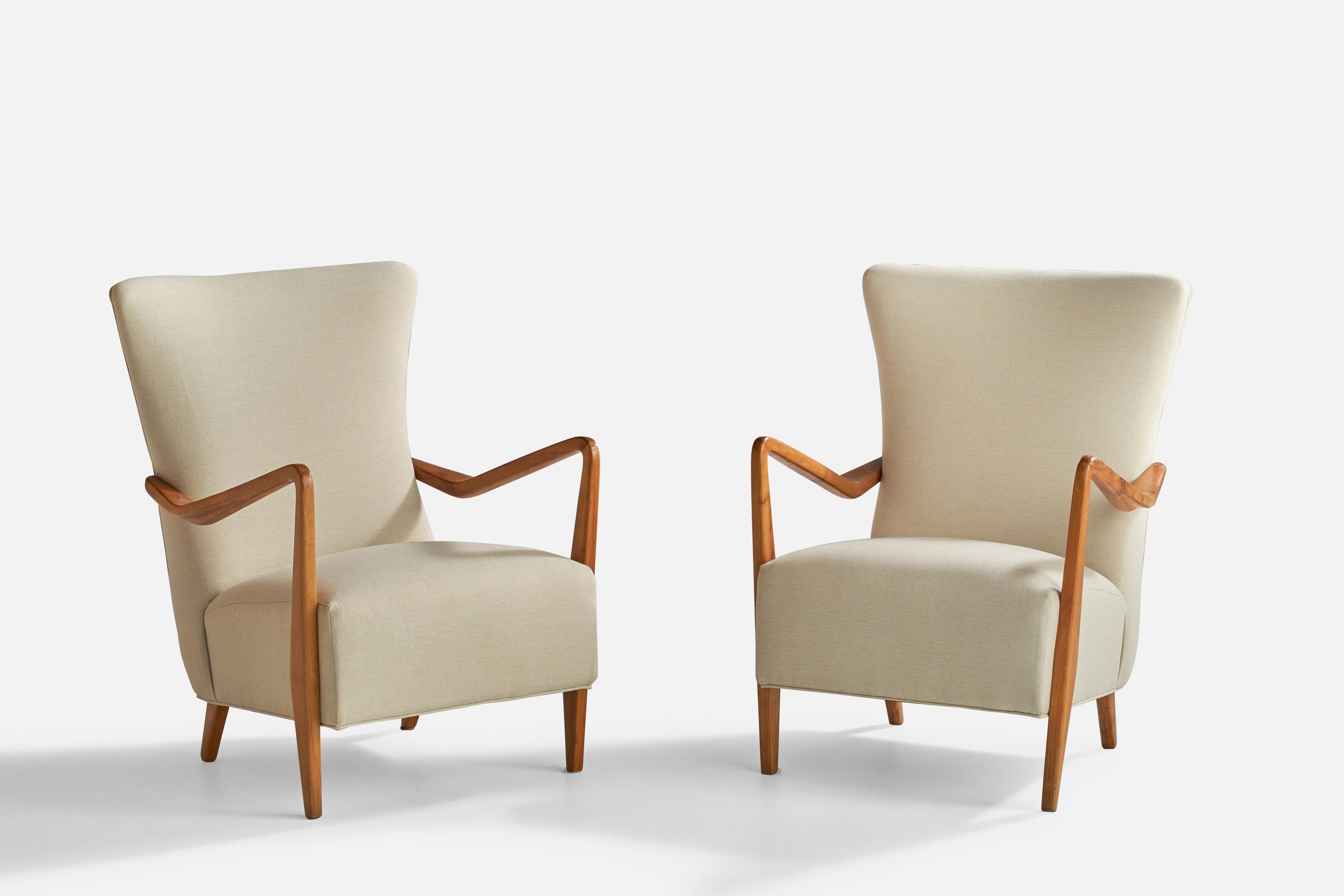 Mid-Century Modern Italian Designer, Lounge Chairs, Walnut, Fabric, Italy, 1950s