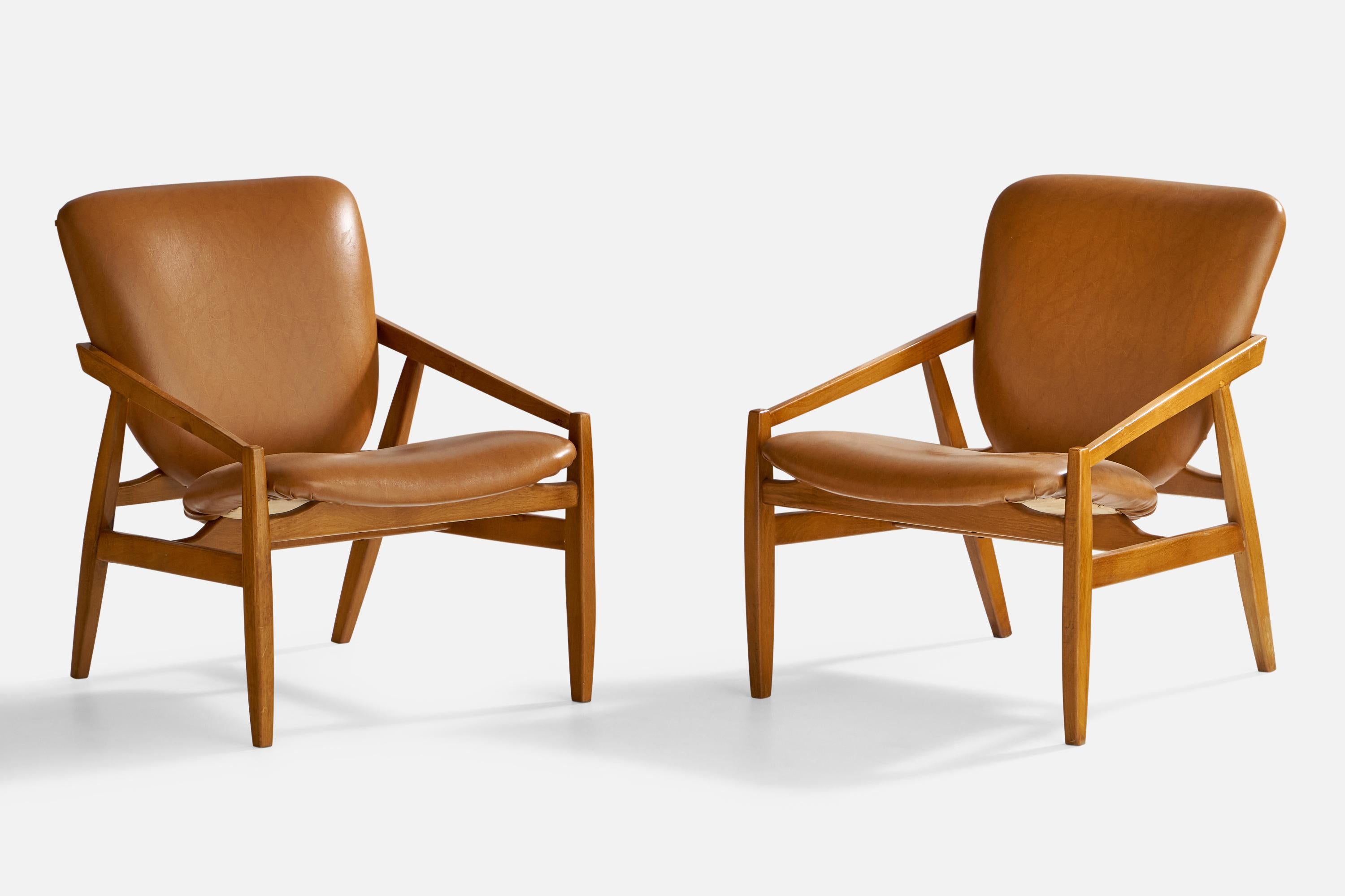 Mid-Century Modern Italian Designer, Lounge Chairs, Walnut, Leatherette, Italy, 1950s For Sale