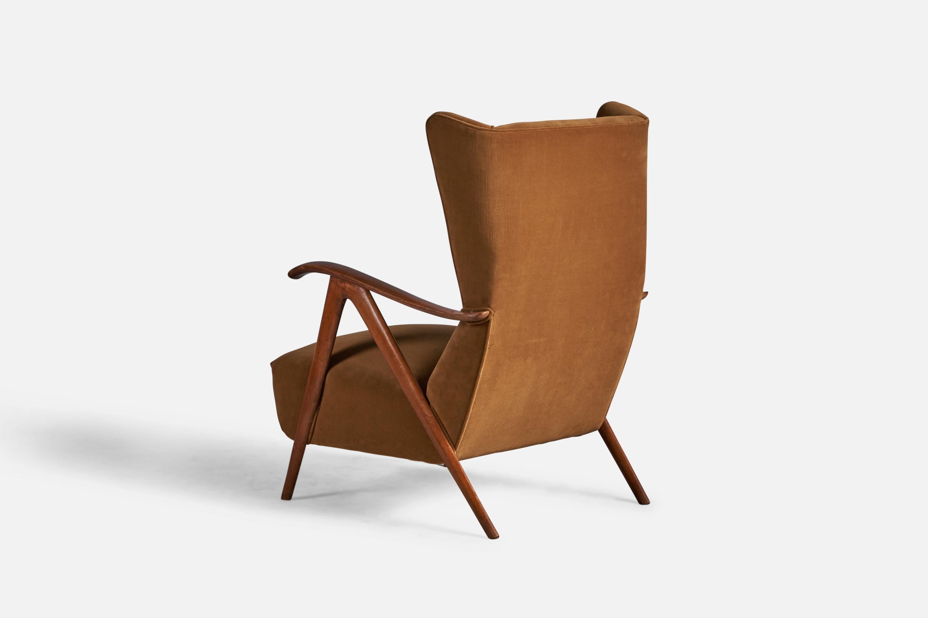 Mid-20th Century Italian Designer, Lounge Chairs, Walnut, Velvet, Italy, 1940s