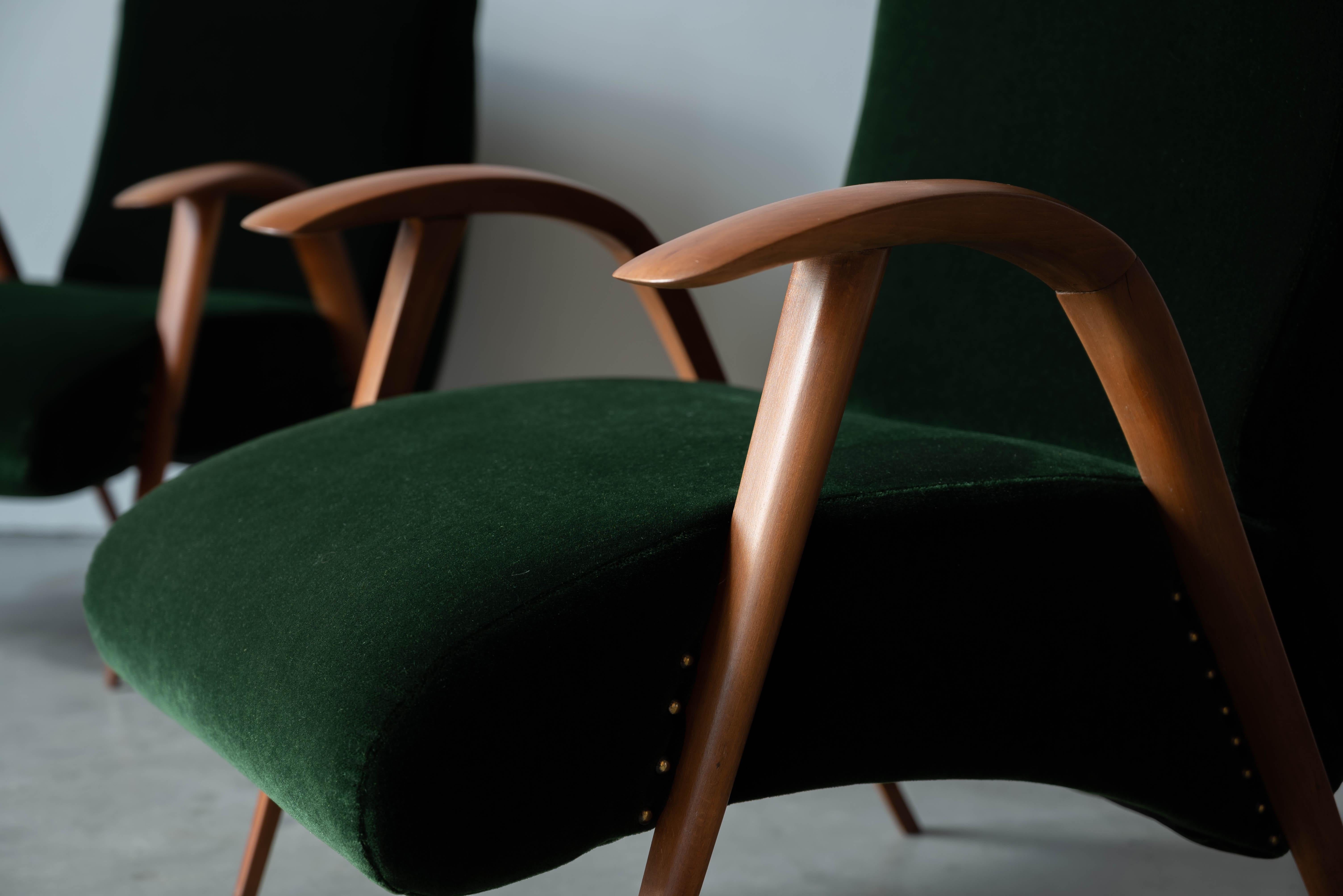 Mid-20th Century Italian Designer, Lounge Chairs, Wood, Green Velvet, Italy, 1940s