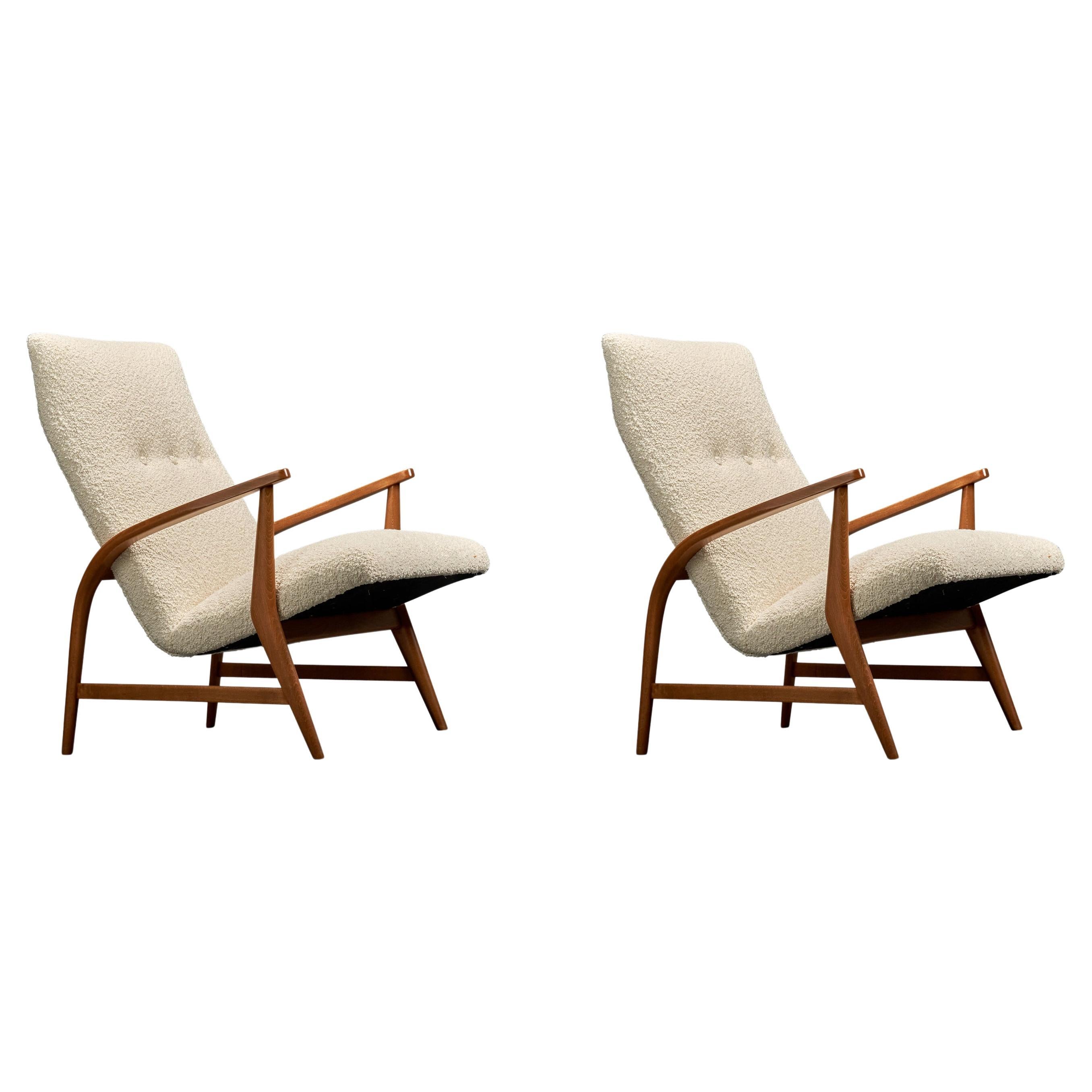 Italian Designer, Lounge Chairs, Wood, White Fabric, Italy, 1940s  For Sale