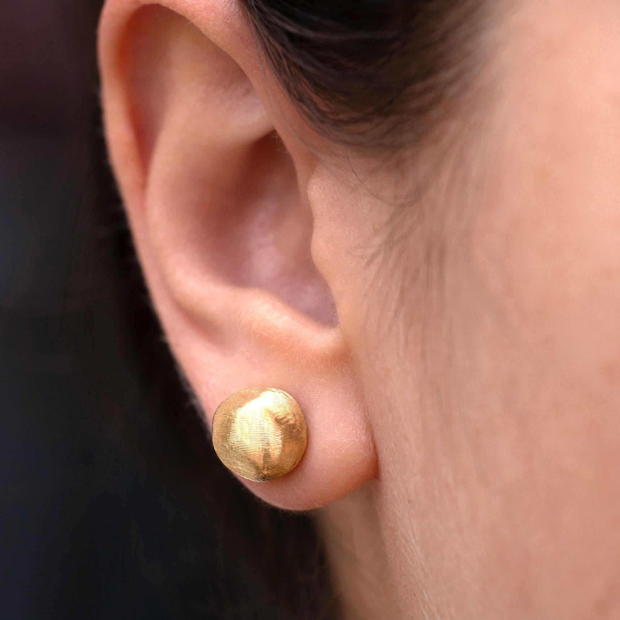 Italian Designer Marco Bicego 18k Gold Africa Stud Ball Earrings In Good Condition In Santa Barbara, CA