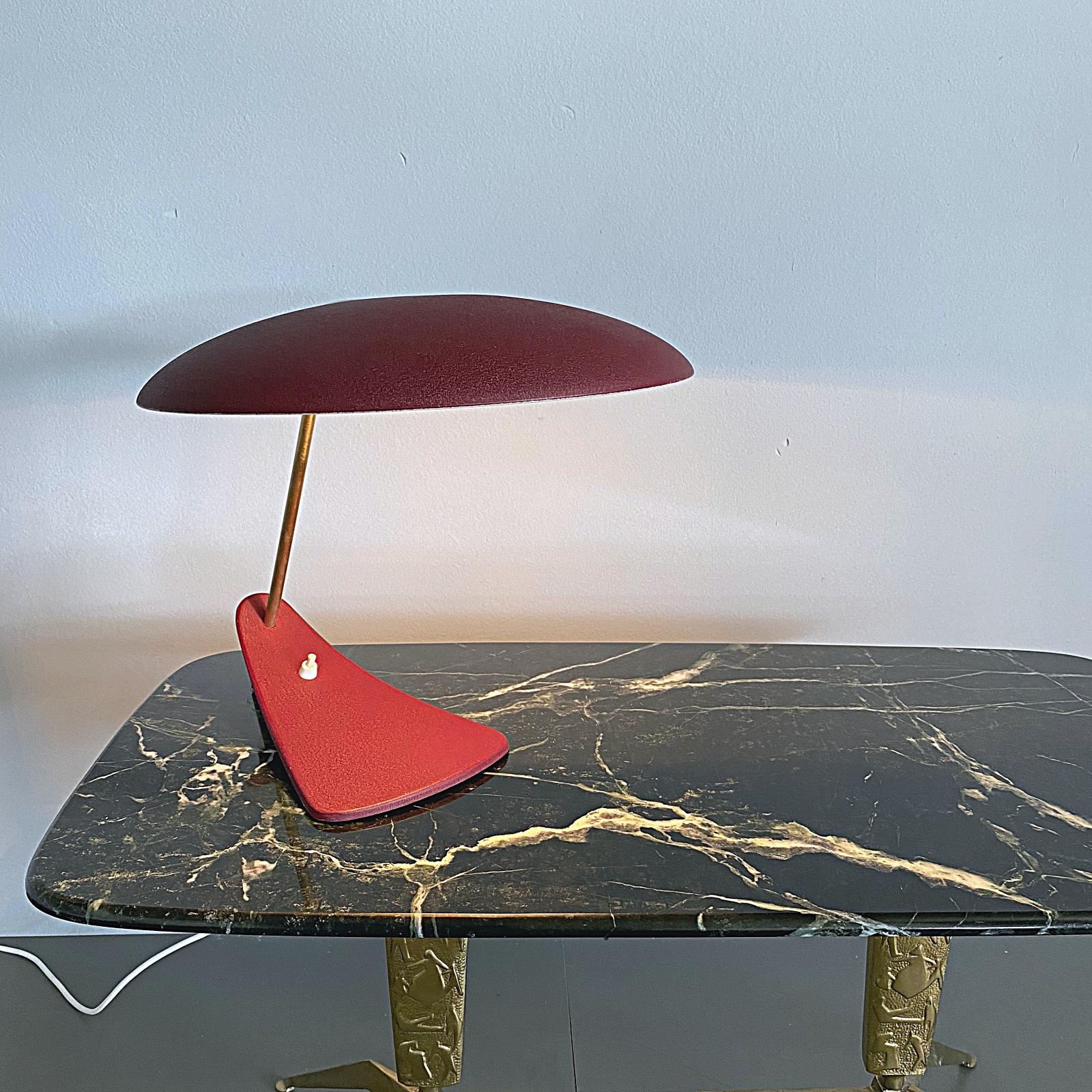 Italian Designer Mid-Century Modern UFO Table Lamp, 1950s, Italy In Good Condition In Biebergemund, Hessen