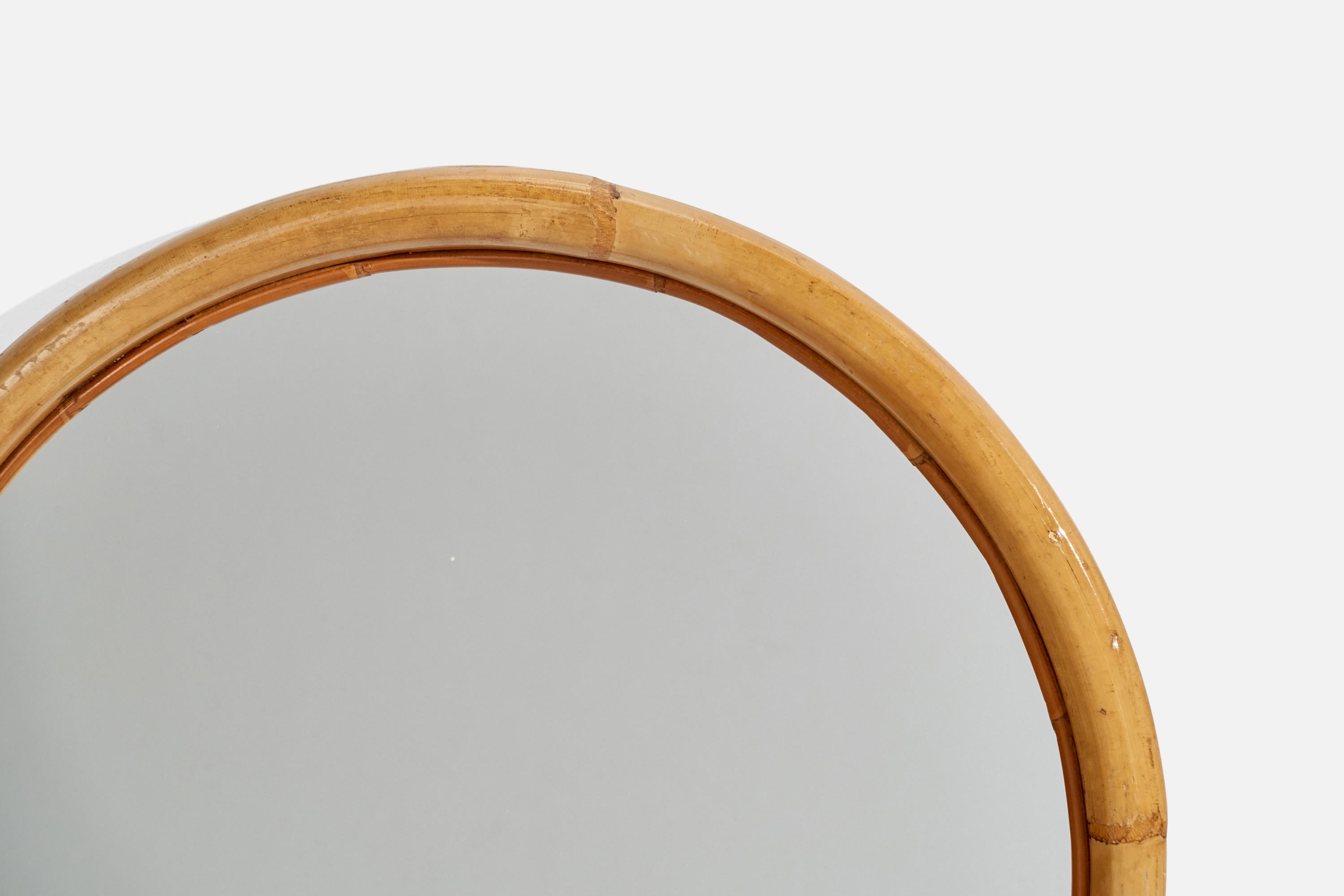 Milieu du XXe siècle Designer italien, miroir, bambou, rotin, verre, Italie, années 1960 en vente
