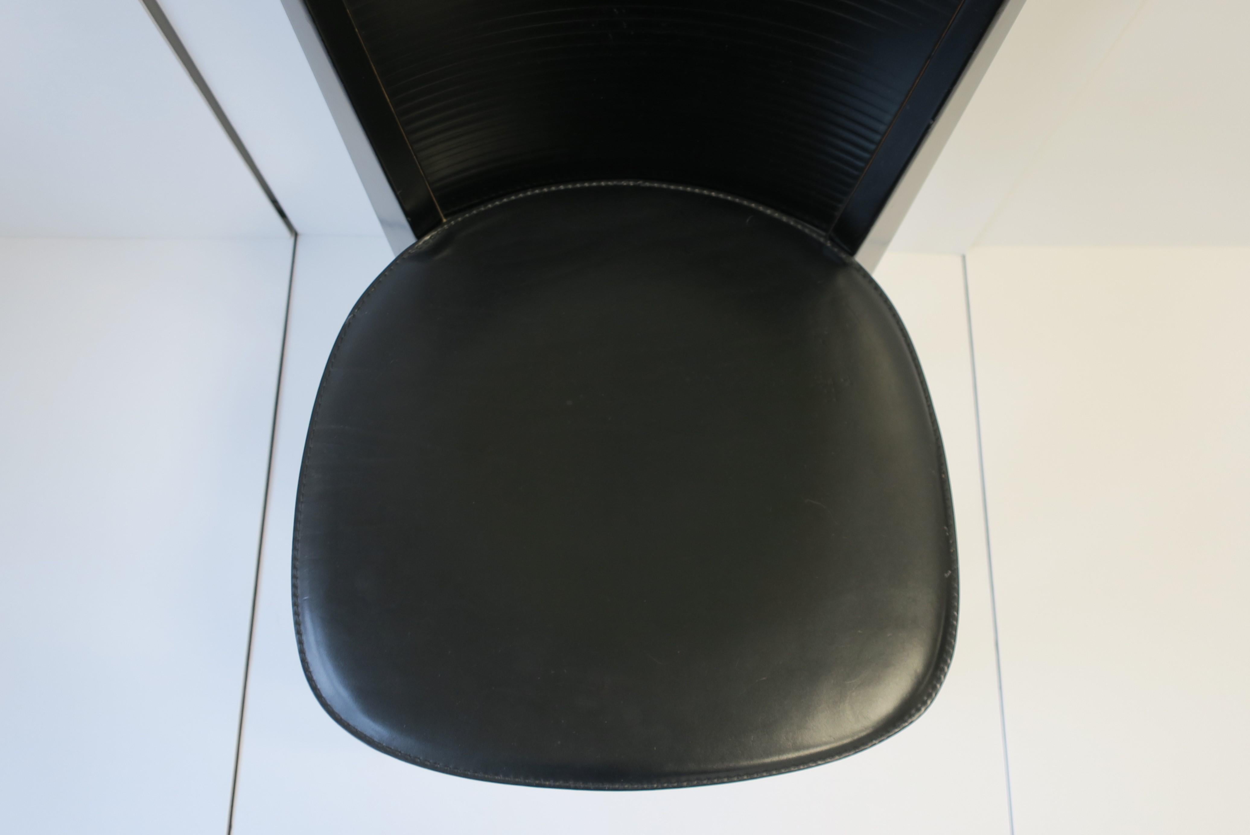 Italian Designer Postmodern Black Lacquer Wood and Leather Side Chair For Sale 7