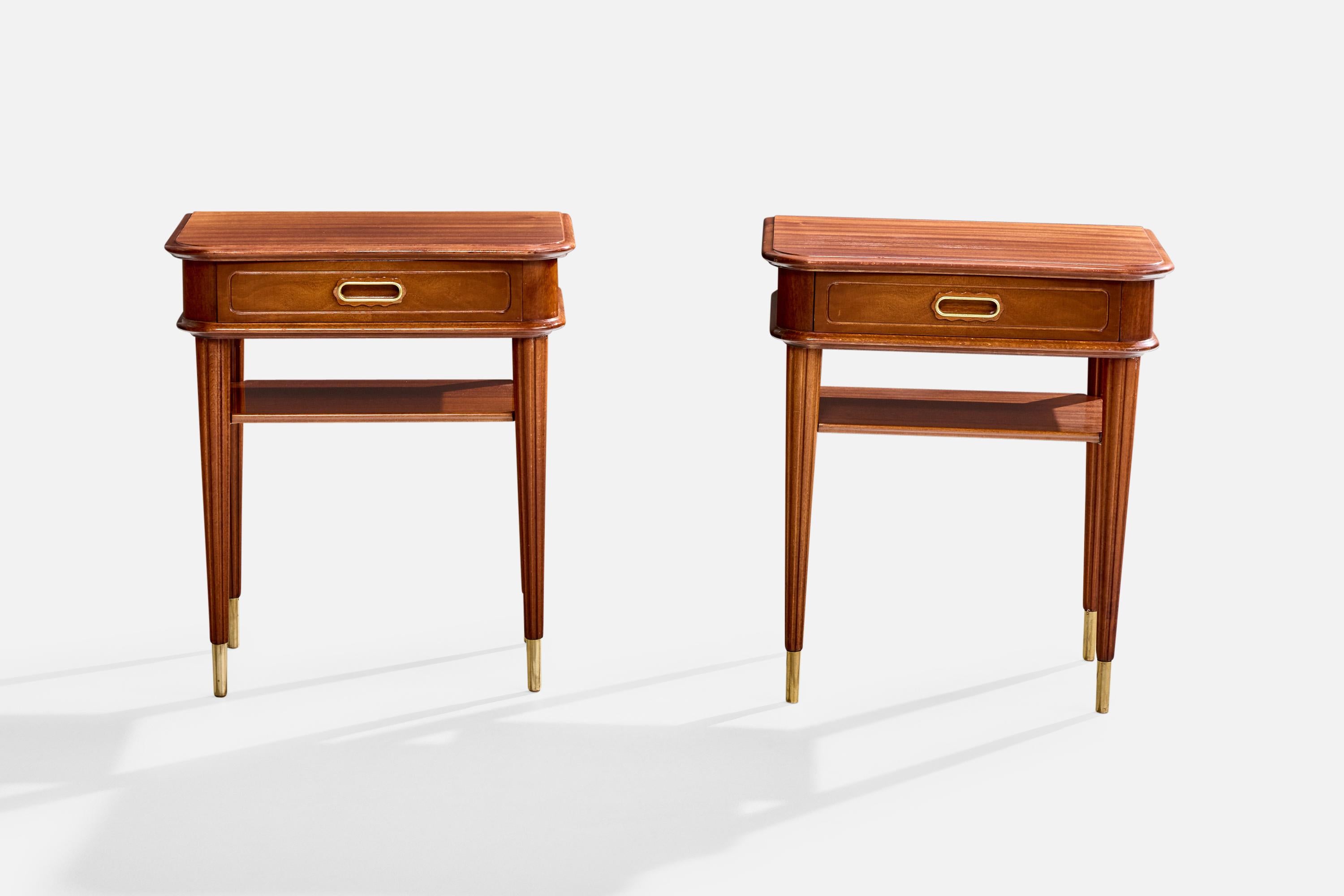 Mid-Century moderno Comodini di design italiano, Noce, Ottone, Italia, anni '50