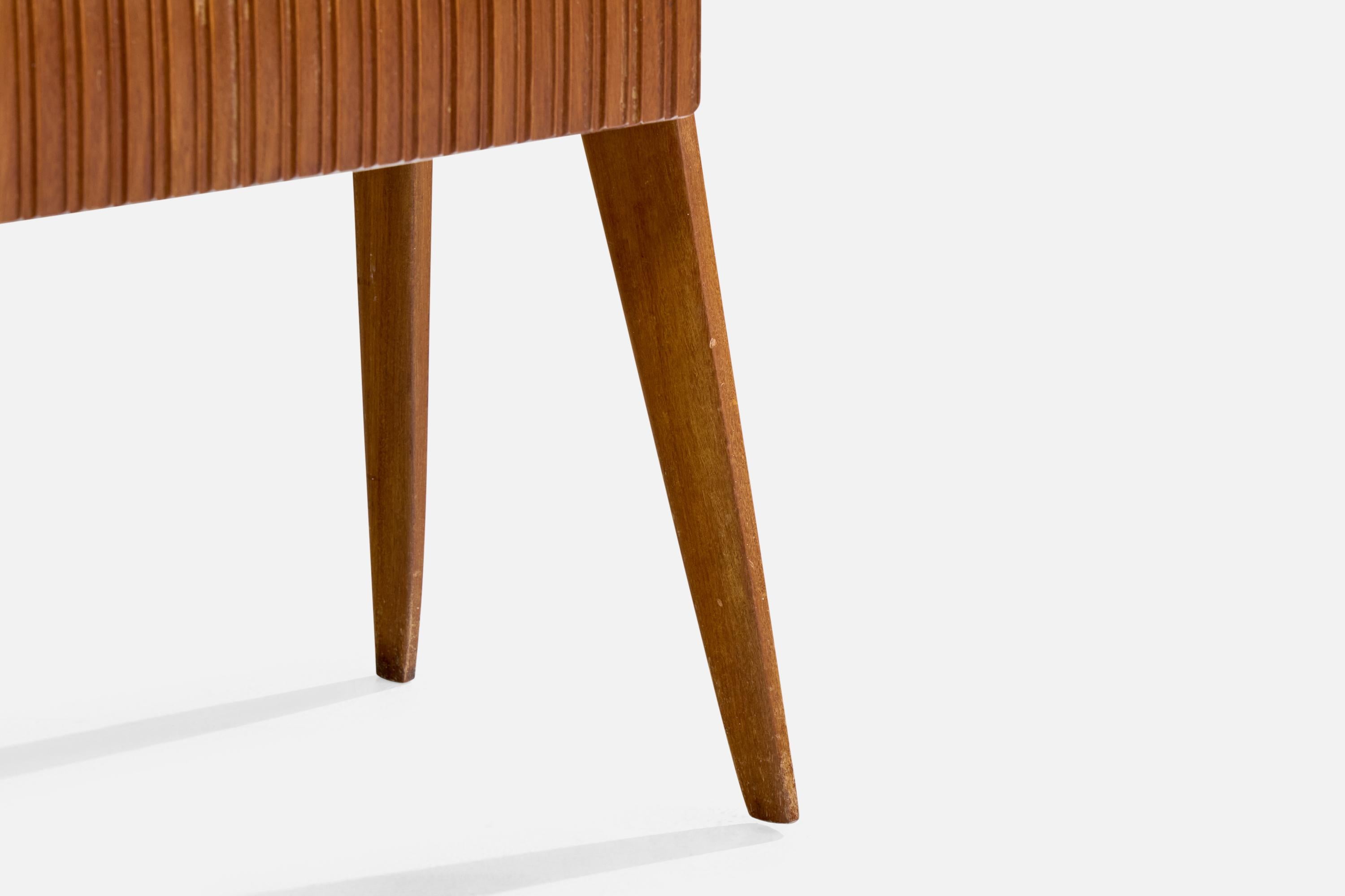 Designer italiano, Comodini, Legno, Specchio, Italia, anni '50 in vendita 3