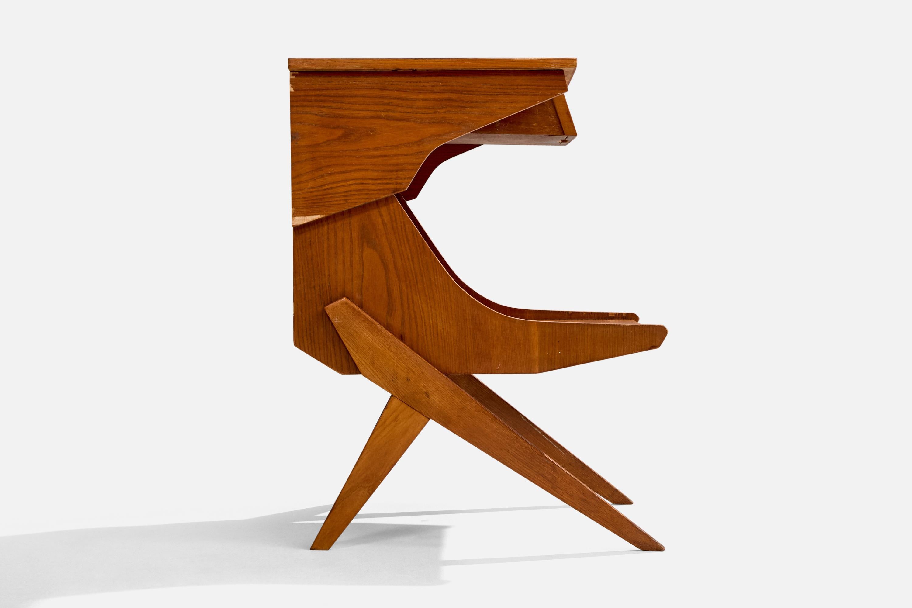 Mid-Century Modern Designer italien, tables de nuit, teck, formica, Italie, années 1950 en vente