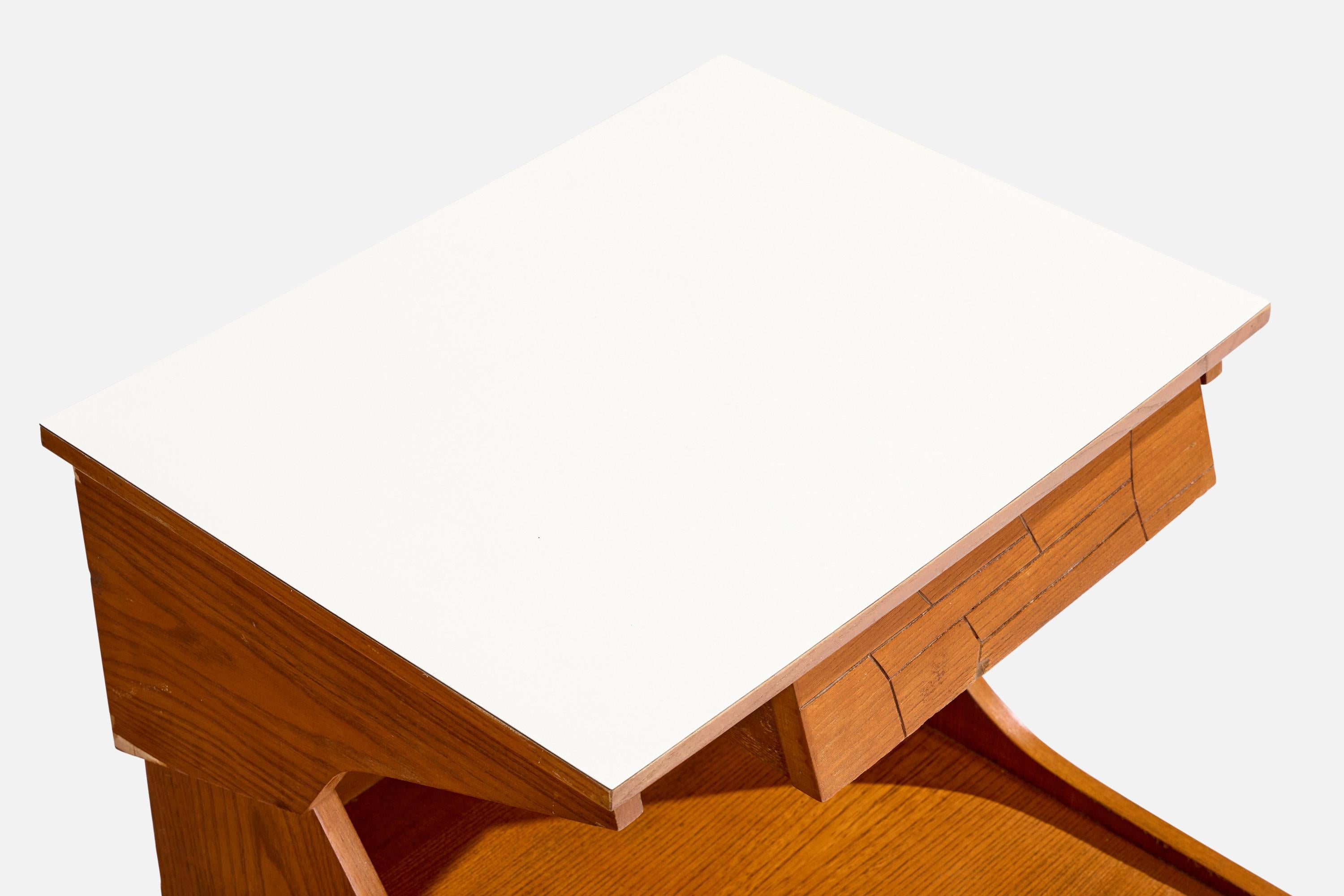 Designer italien, tables de nuit, teck, formica, Italie, années 1950 en vente 1