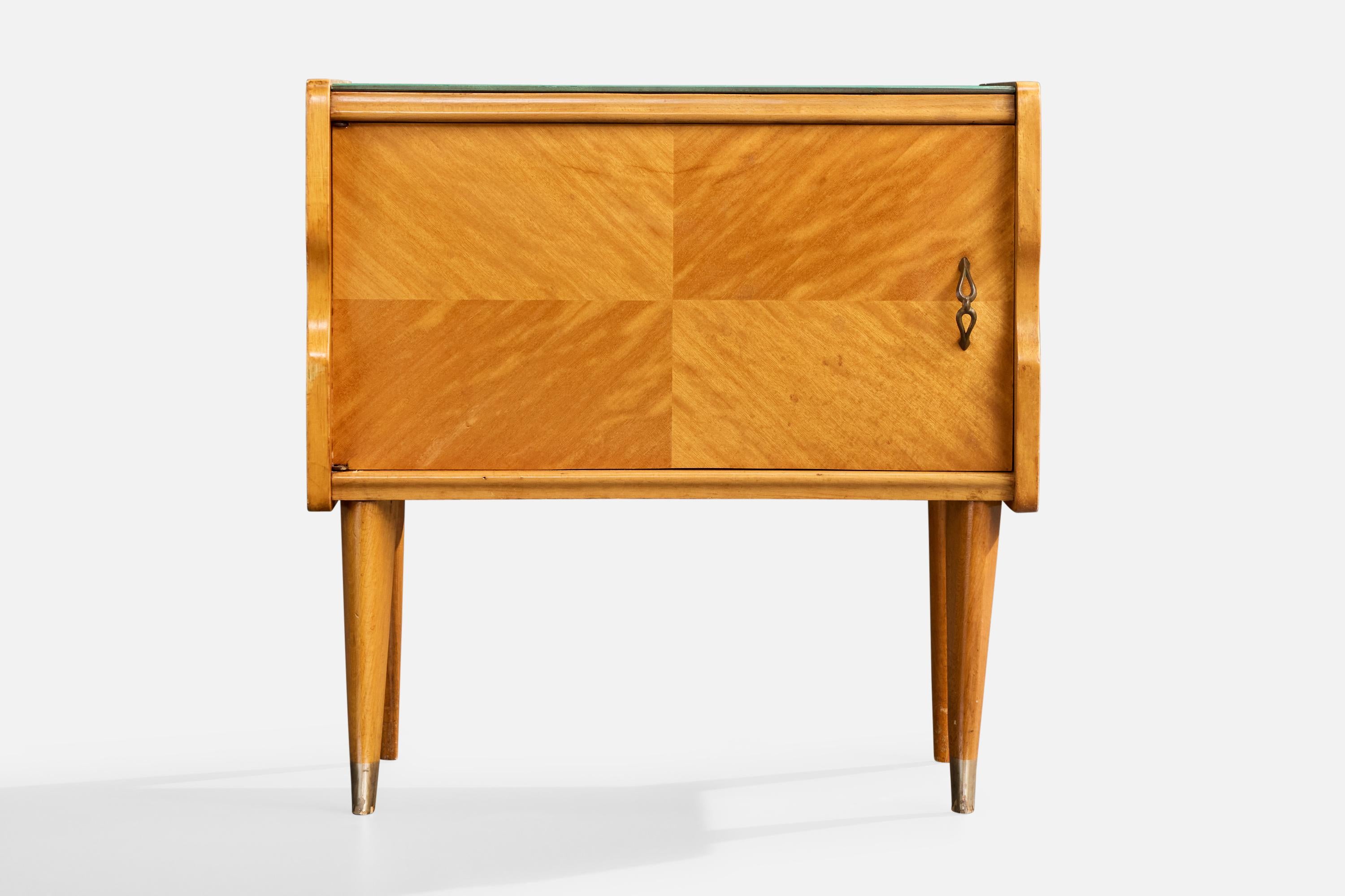 Designer italien, tables de nuit, Wood, verre, laiton, Italie, années 1940 en vente 2
