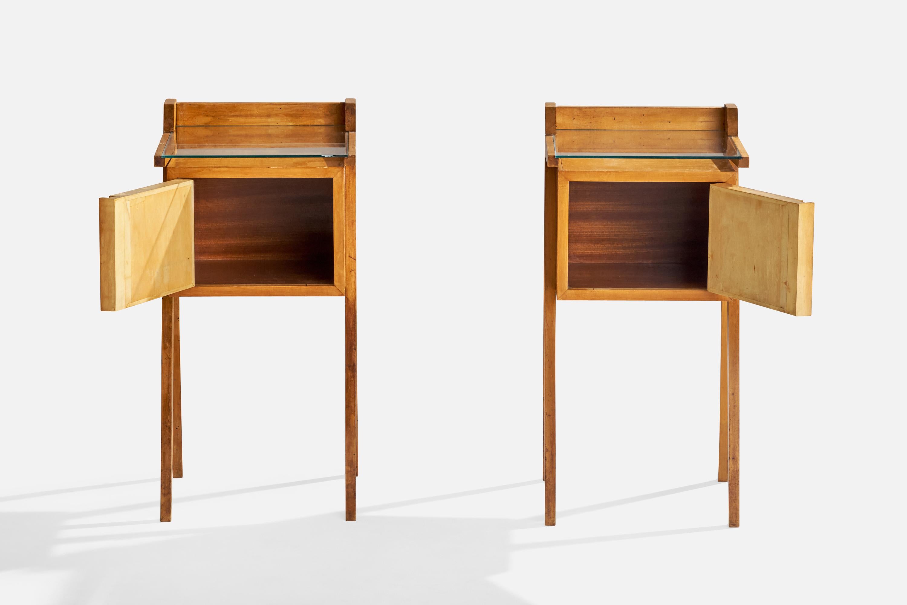 Verre Designer italien, tables de nuit, bois, verre, Italie, années 1940 en vente