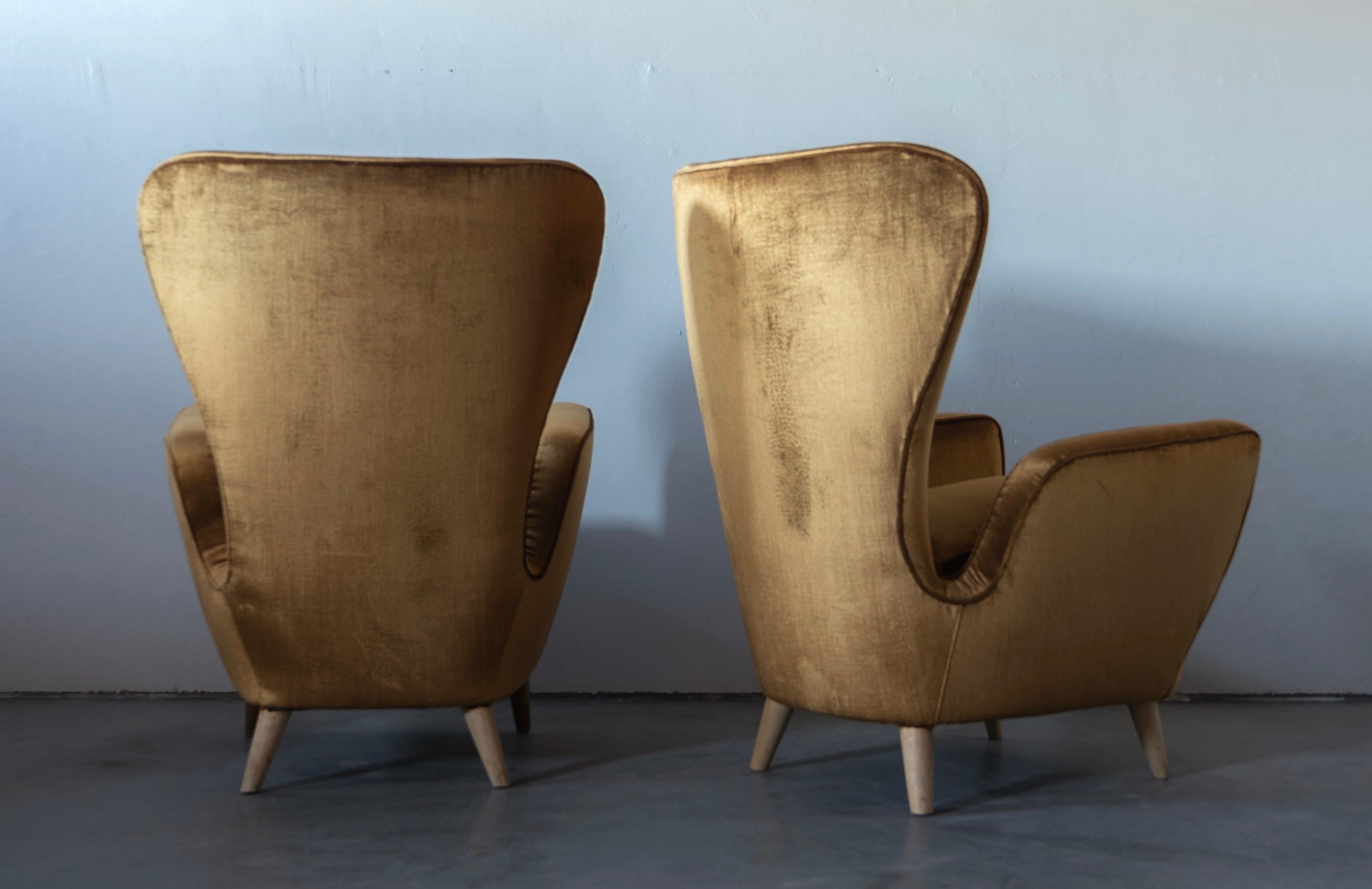 Mid-Century Modern Italian Designer, Organic Lounge Chairs, Yellow Gold Fabric, Wood, Italy, 1950s