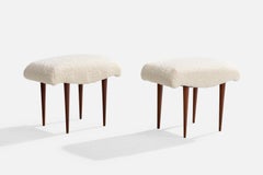 Italienischer Designer, Organische Hocker, Stoff, Nussbaum, Italien, 1940er Jahre