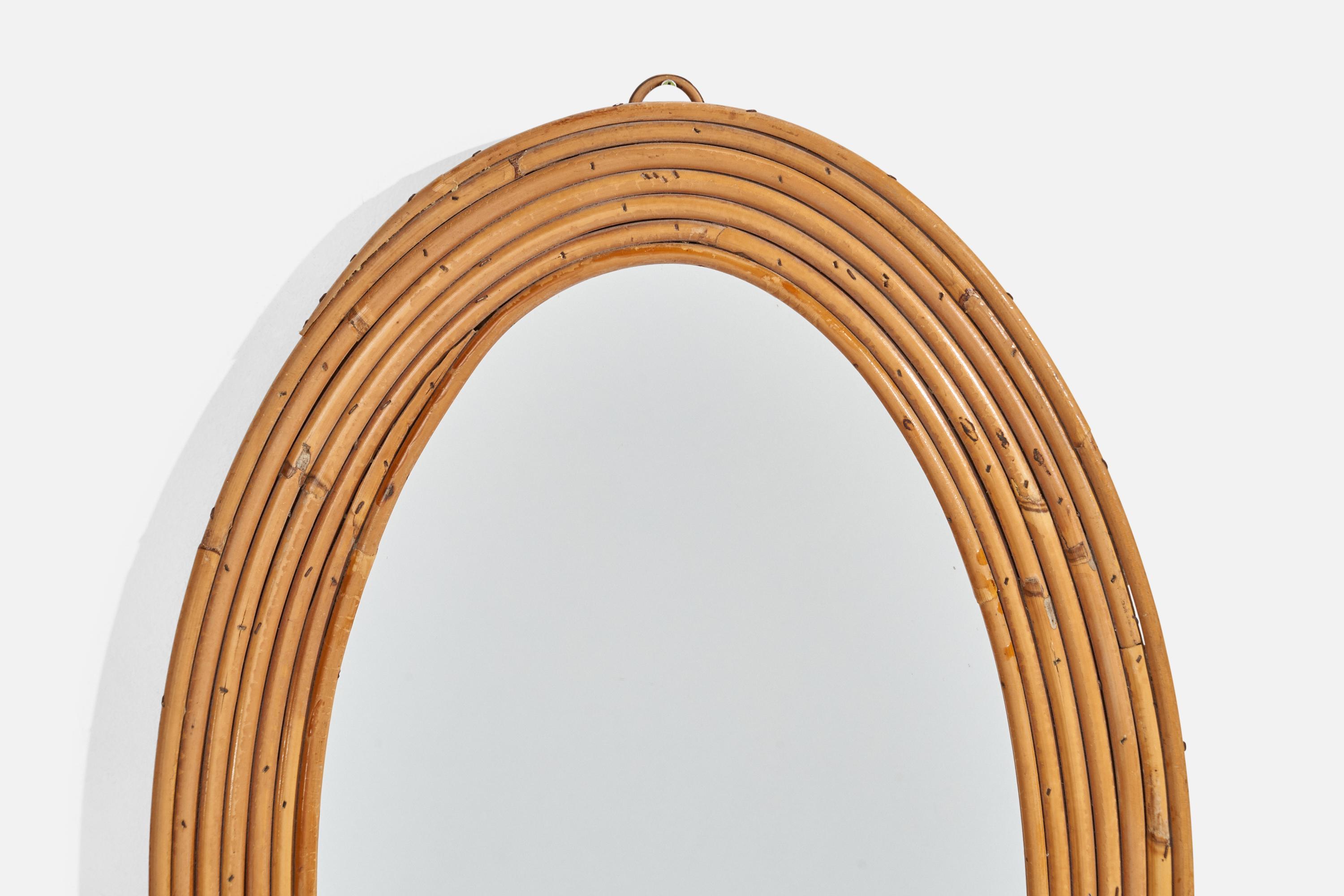 Diseñador italiano, Espejo de pared ovalado, Bambú, Espejo, Italia, Años 50 en Bueno estado para la venta en High Point, NC