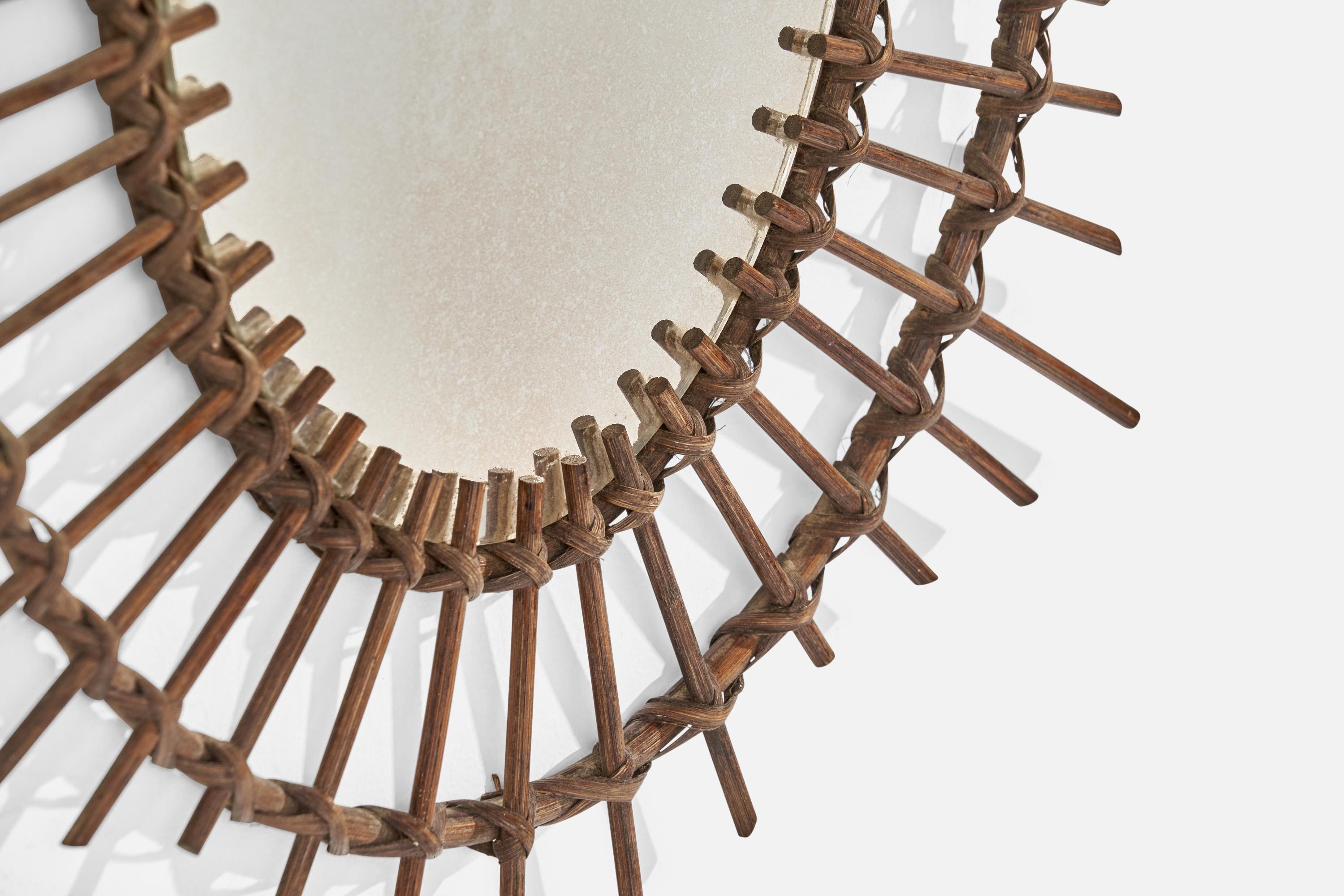 Italienischer italienischer Designer, ovaler Wandspiegel, Rattan, Spiegelglas, Italien, ca. 1950er Jahre im Angebot 2