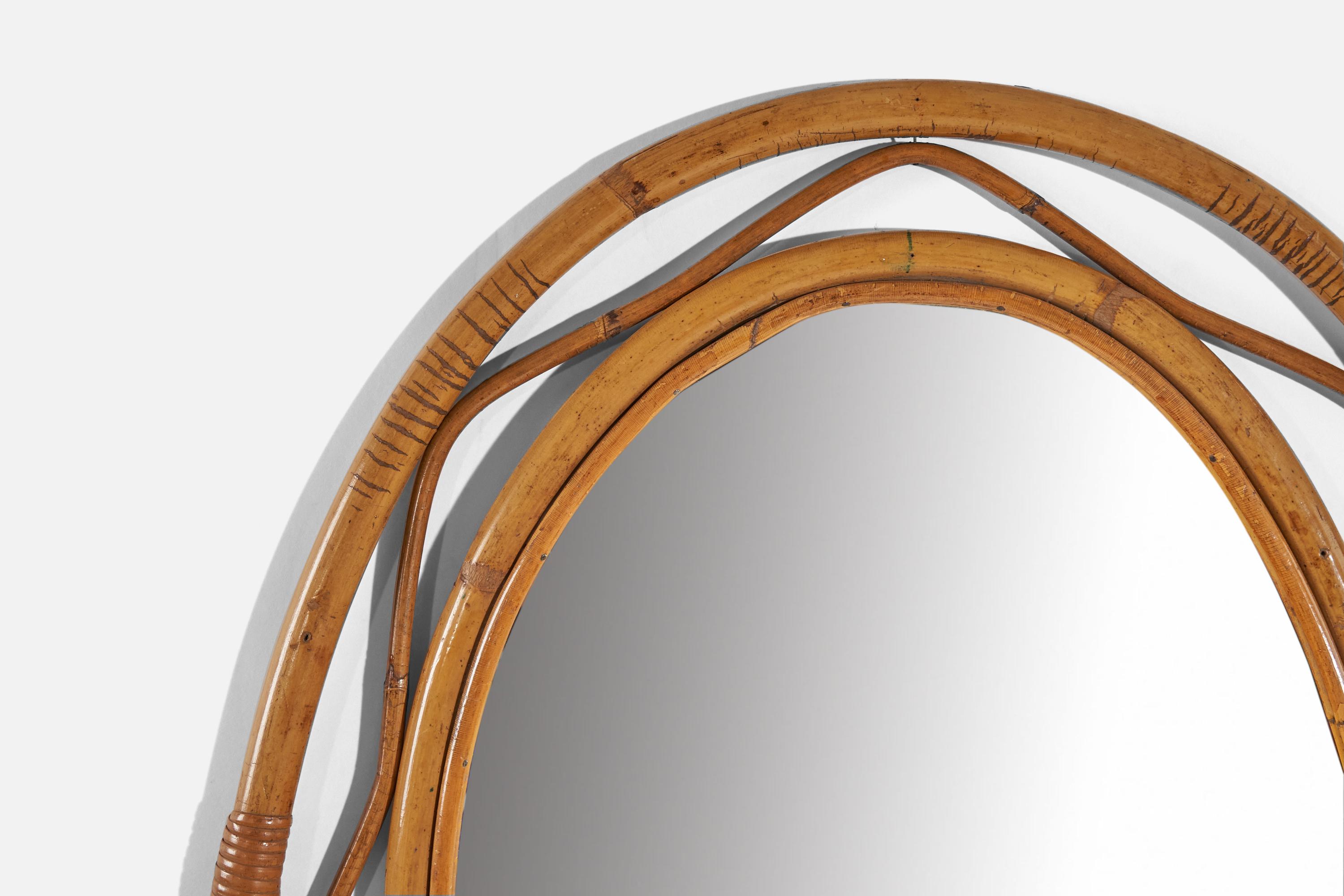 Italian Designer, Oval Wall Mirror, Rattan, Mirror, Italy, c. 1950s In Good Condition For Sale In High Point, NC