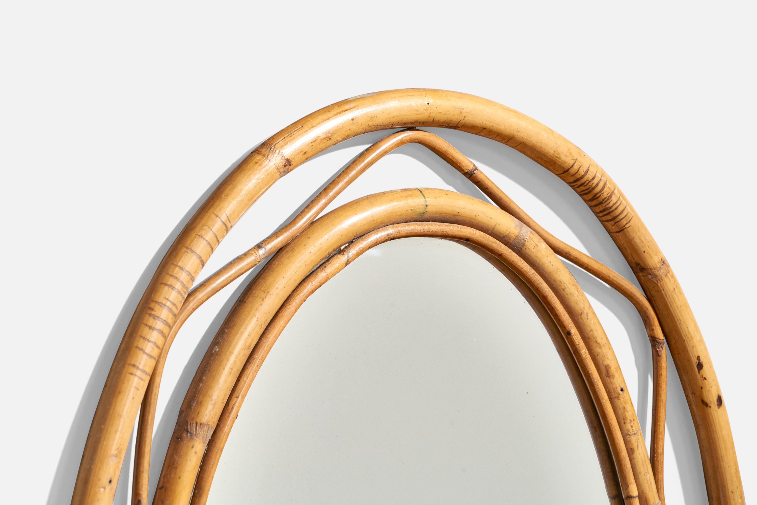 Italienischer italienischer Designer, ovaler Wandspiegel, Rattan, Spiegel, Italien, um 1950 im Zustand „Gut“ im Angebot in High Point, NC