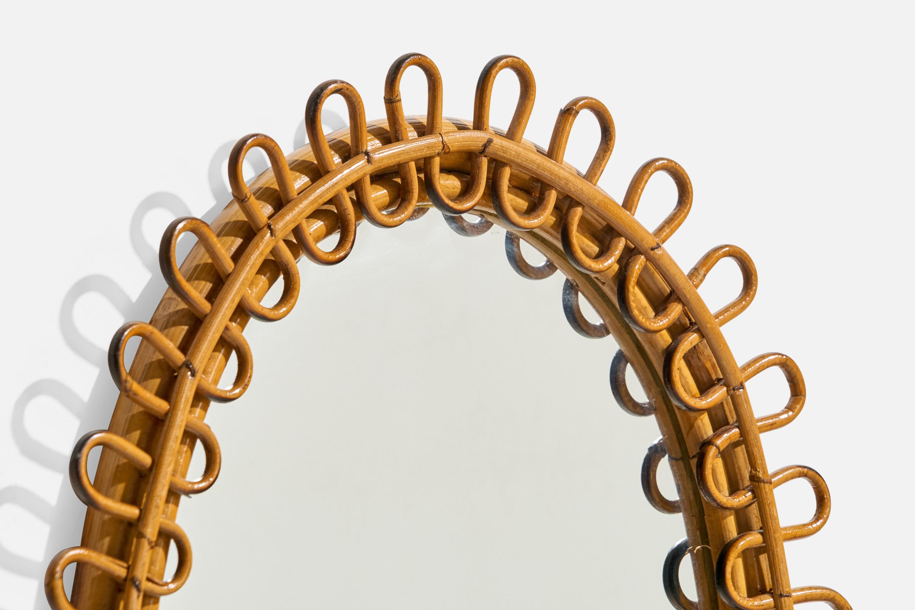 Designer italien, miroir mural ovale, rotin, miroir, Italie, c.C. 1950s en vente 1