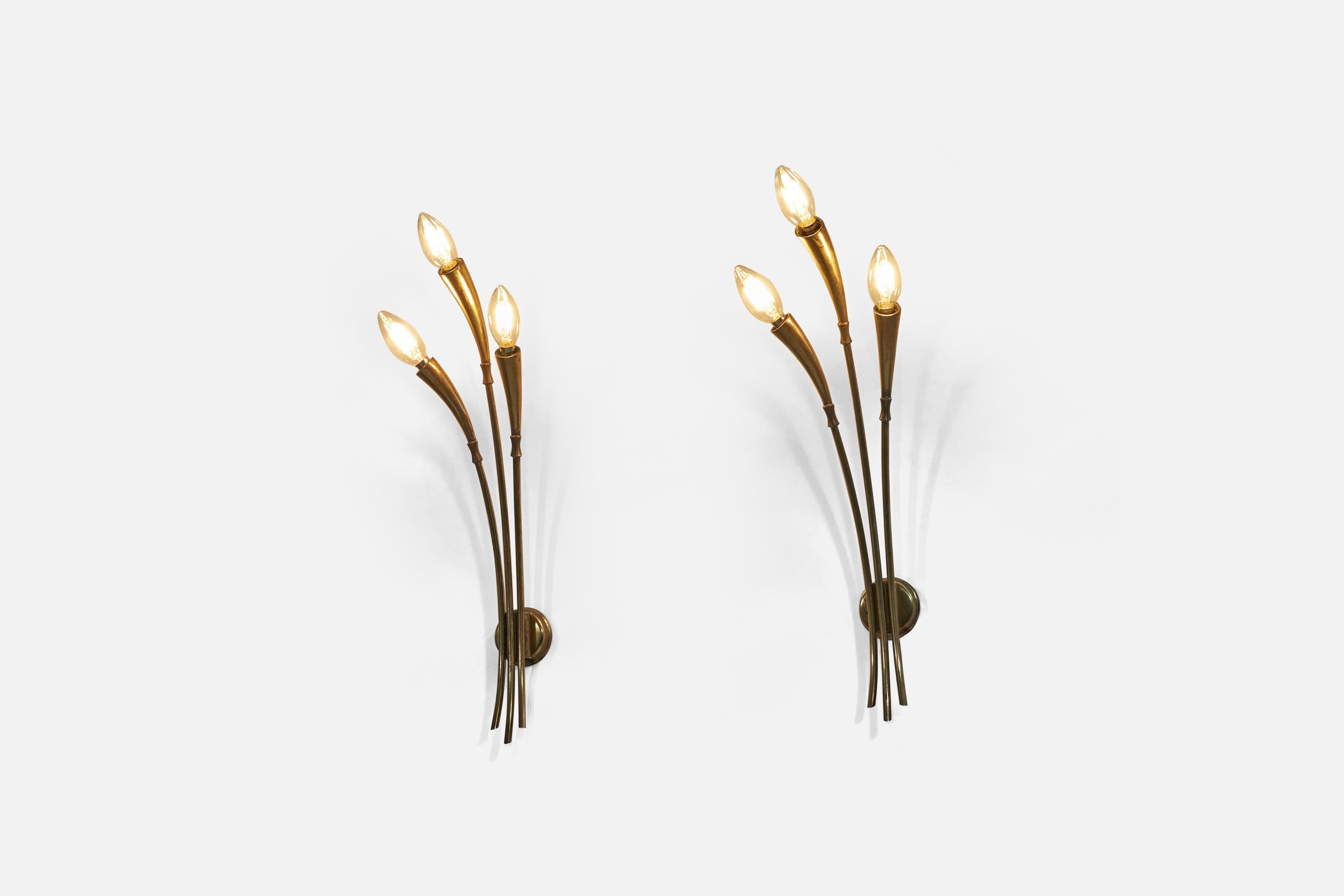 Mid-20th Century Italian Designer, Pair Of 3-light Wall Sconces, Brass, Italy, c. 1940s For Sale