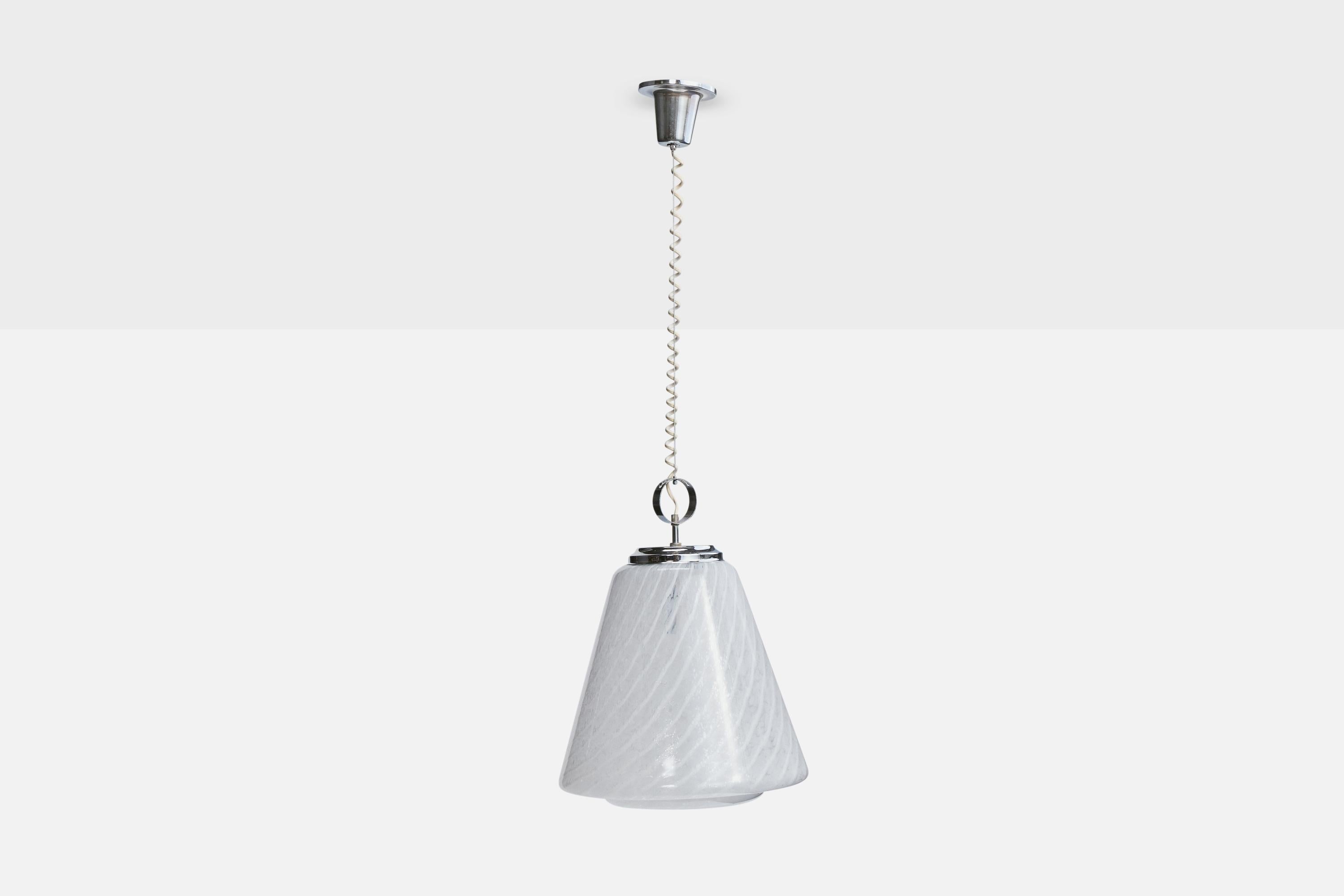 Mid-Century moderno Ciondolo di design italiano, vetro, cromo, Italia, anni '70 in vendita