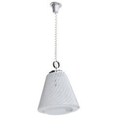 Lampadari e pendenti in metallo