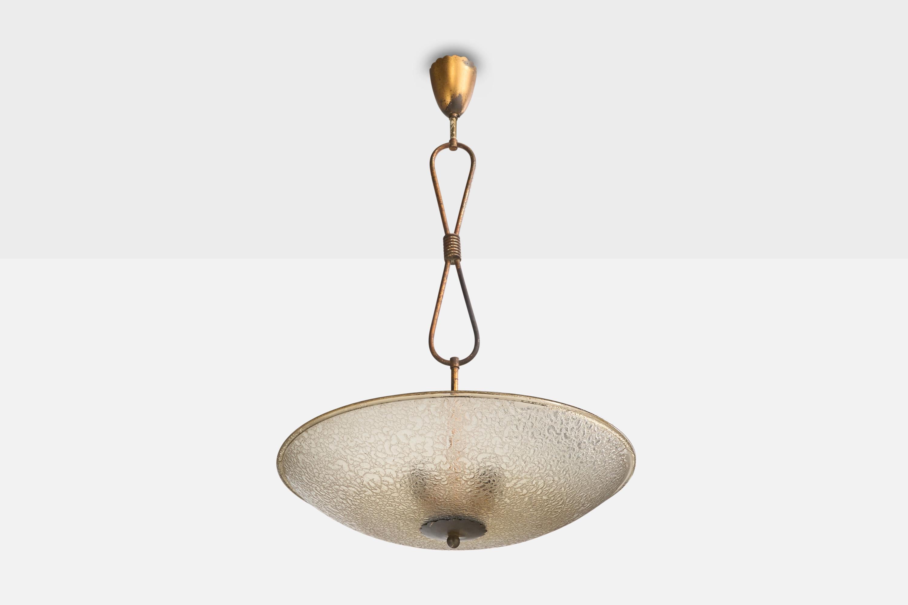 A brass and murano glass pendant light designed and produced in Italy, c. 1930s.

Overall Dimensions (inches): 28.75” H x 17.25” Diameter

Dimensions of Canopy: 4” H x 3” Diameter 

Stem length: 7.375” H

Bulb Specifications: E-14

Number of