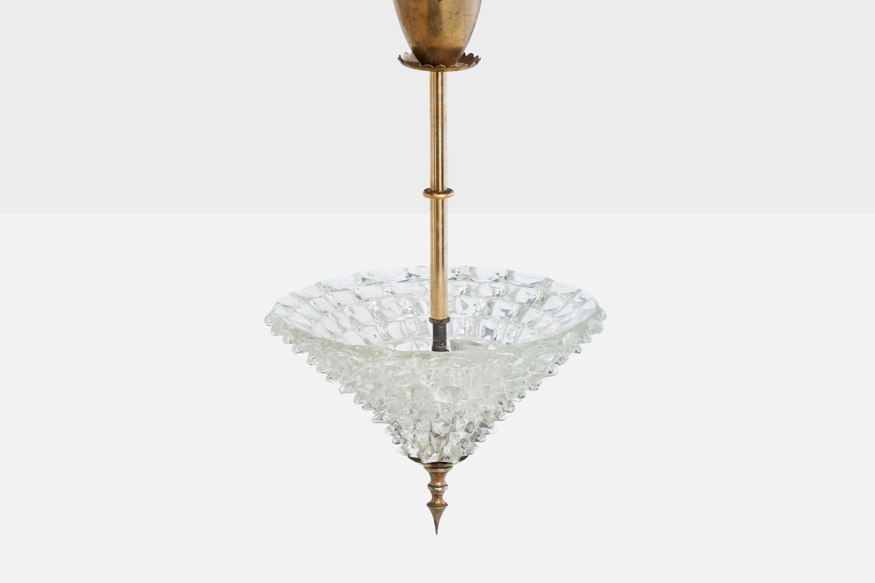 Diseñador italiano, Lámpara colgante, Latón, Cristal, Italia, Años 30 en Bueno estado para la venta en High Point, NC