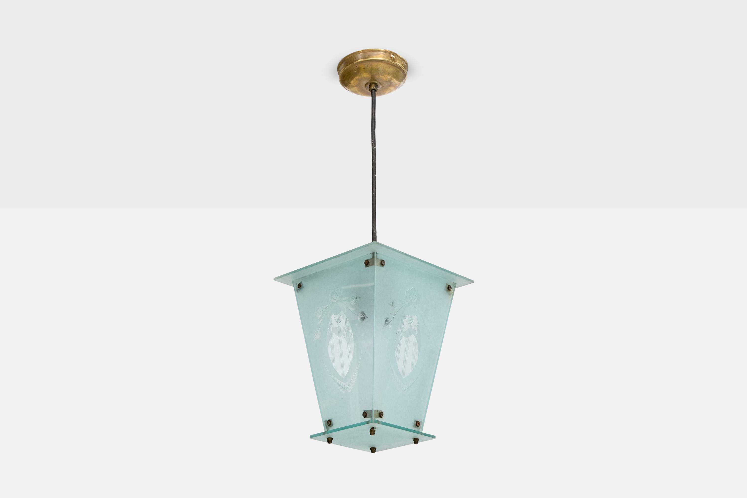Una lampada a sospensione in ottone e vetro blu probabilmente progettata e prodotta in Italia, negli anni '40 circa.

Dimensioni complessive (pollici): 22,0 