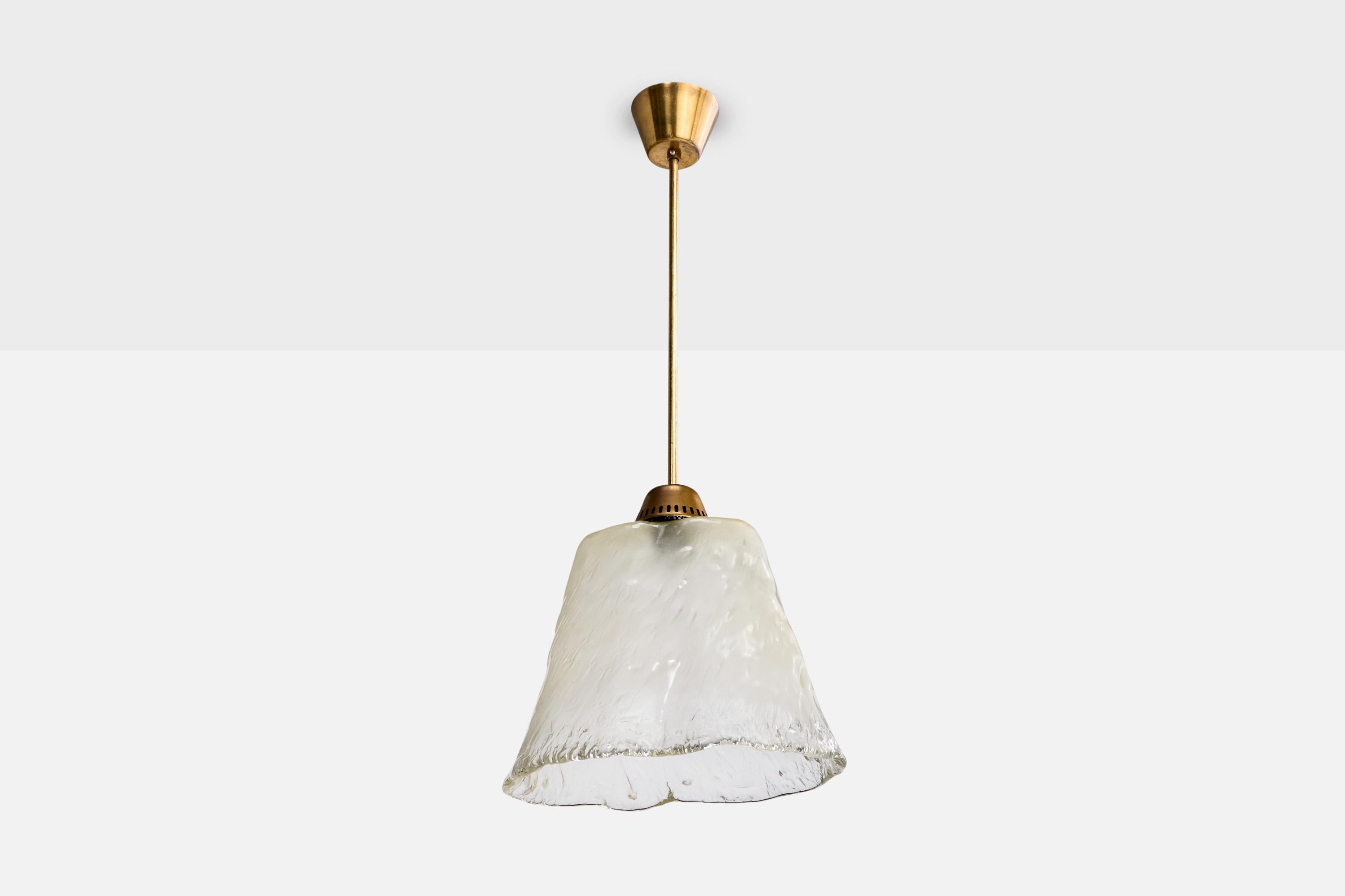 A brass and murano glass pendant light designed and produced in Italy, c. 1950s.

Overall Dimensions (inches): 29.0
