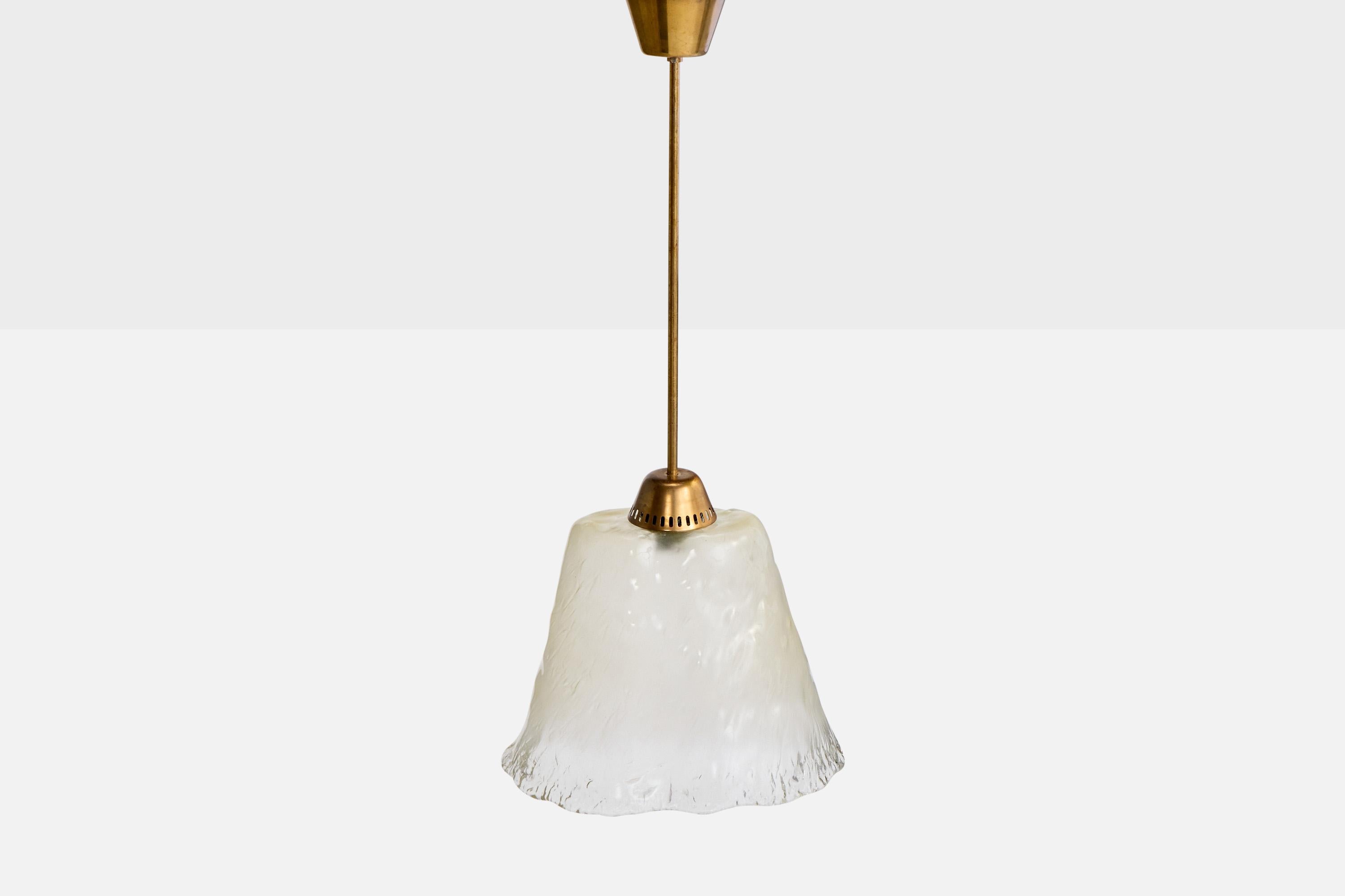 Italian Designer, Pendant Light, Brass, Glass, Italy, 1950s In Good Condition For Sale In High Point, NC