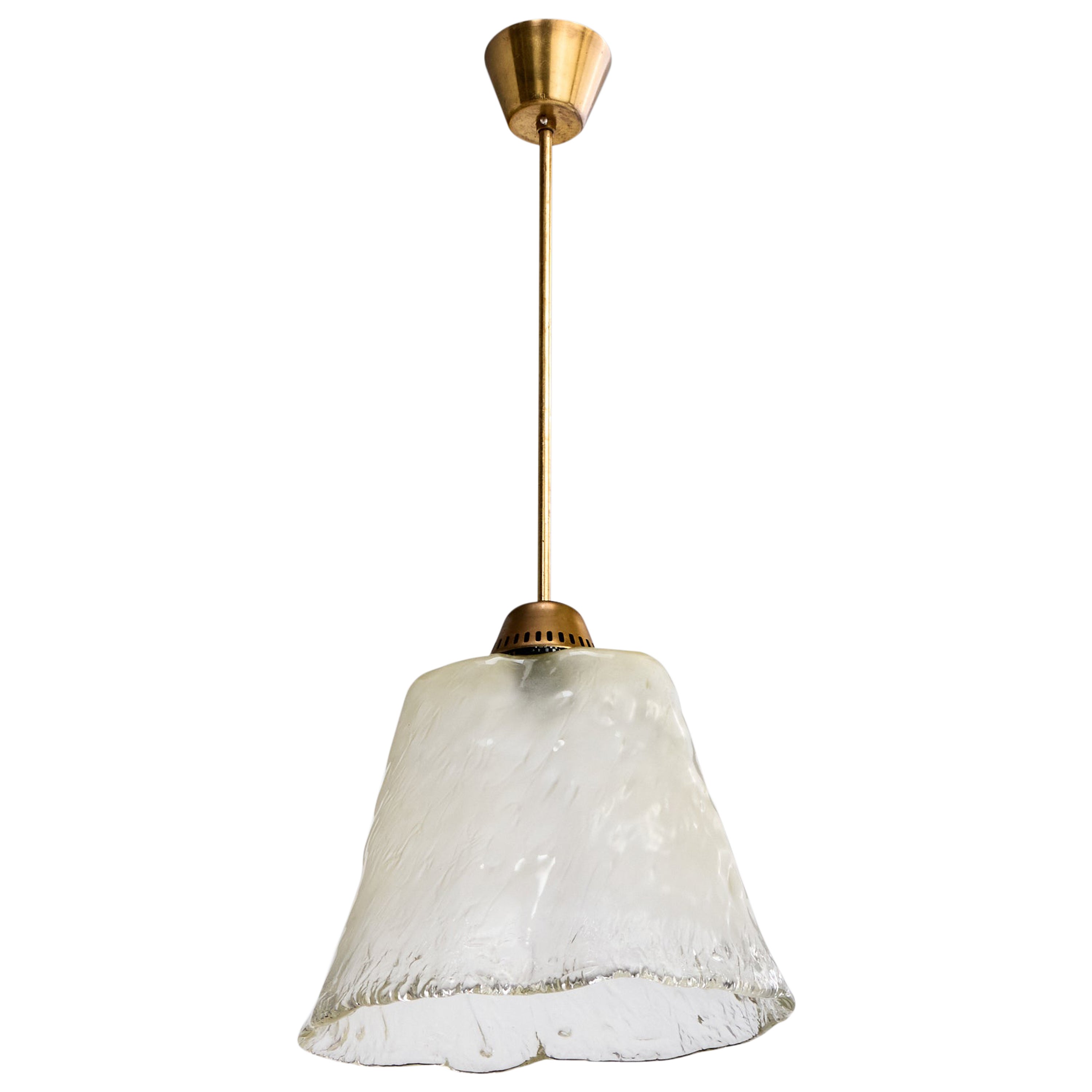 Designer italiano, lampada a sospensione, ottone, vetro, Italia, anni '50