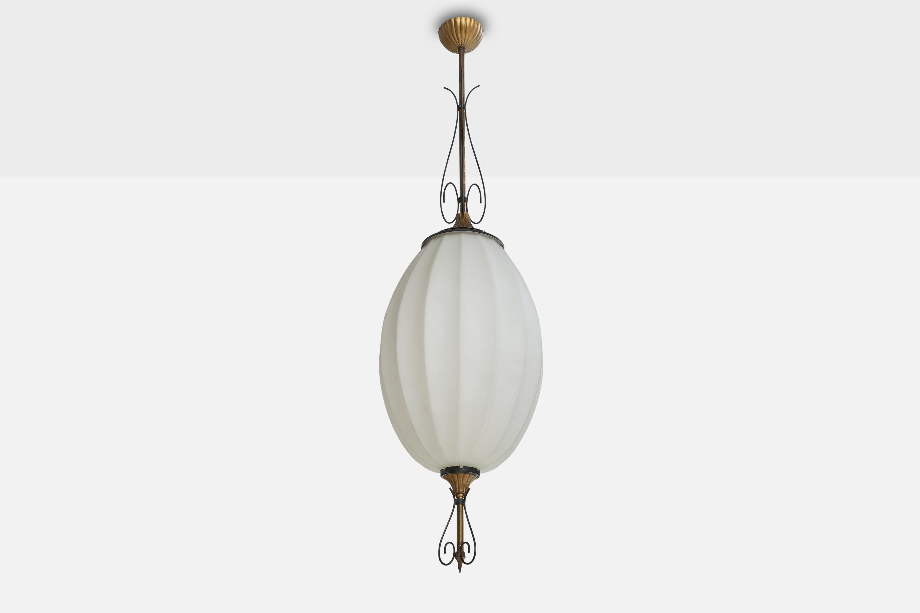 A brass, black-lacquered metal and white opaline glass pendant light designed and produced in Italy, c. 1930s.

Overall Dimensions (inches): 36” H x 9.5” Diameter

Dimensions of Canopy: 1.5“ H x 3.25” Diameter 

Stem length: 12.5” H

Bulb