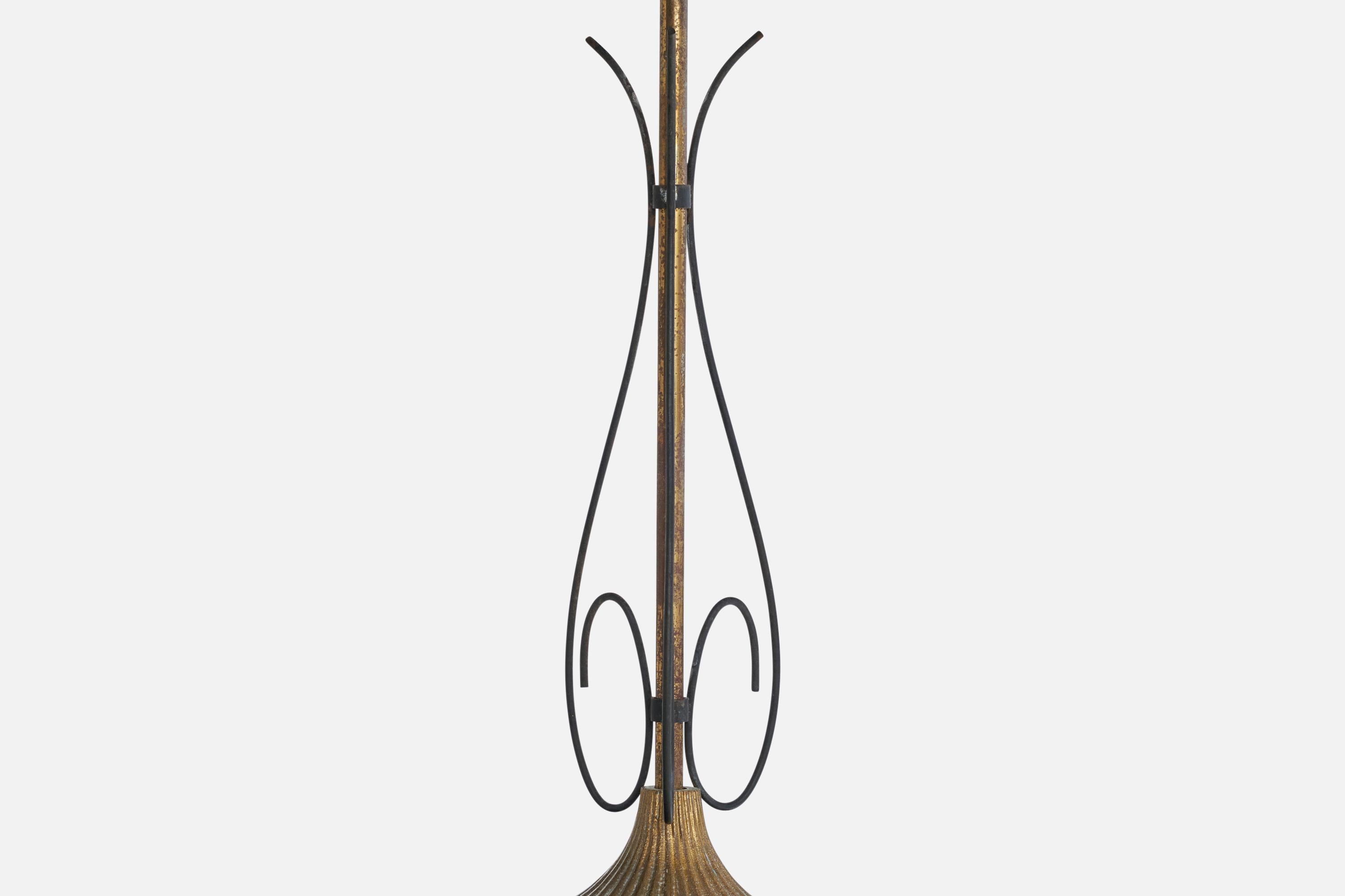 Italian Designer, Pendant Light, Brass,  Metal, Glass, Italy, 1930s For Sale 5
