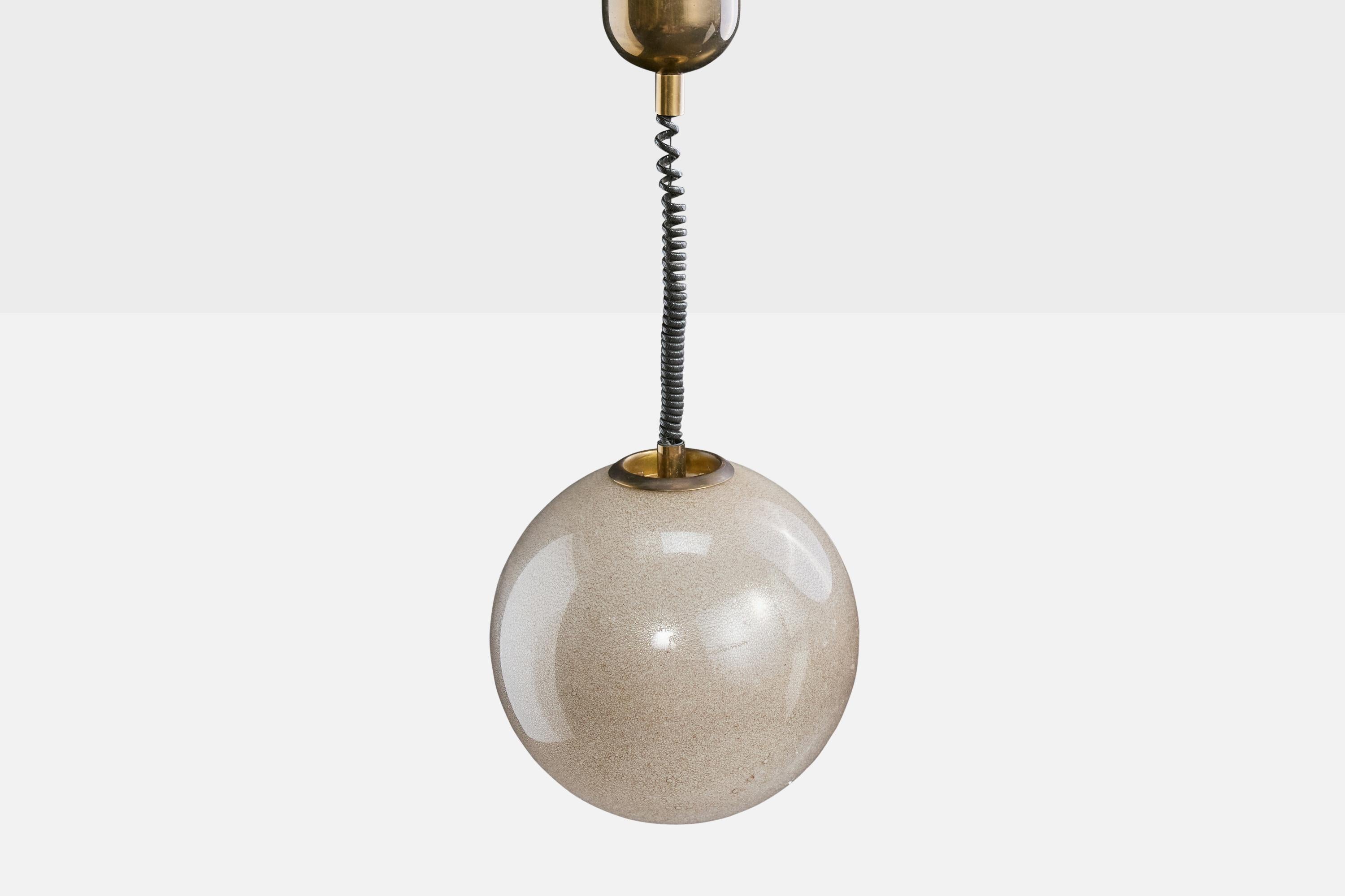 Italienische Designerin, Pendelleuchte, Glas, Messing, Italien, 1960er Jahre im Zustand „Gut“ im Angebot in High Point, NC