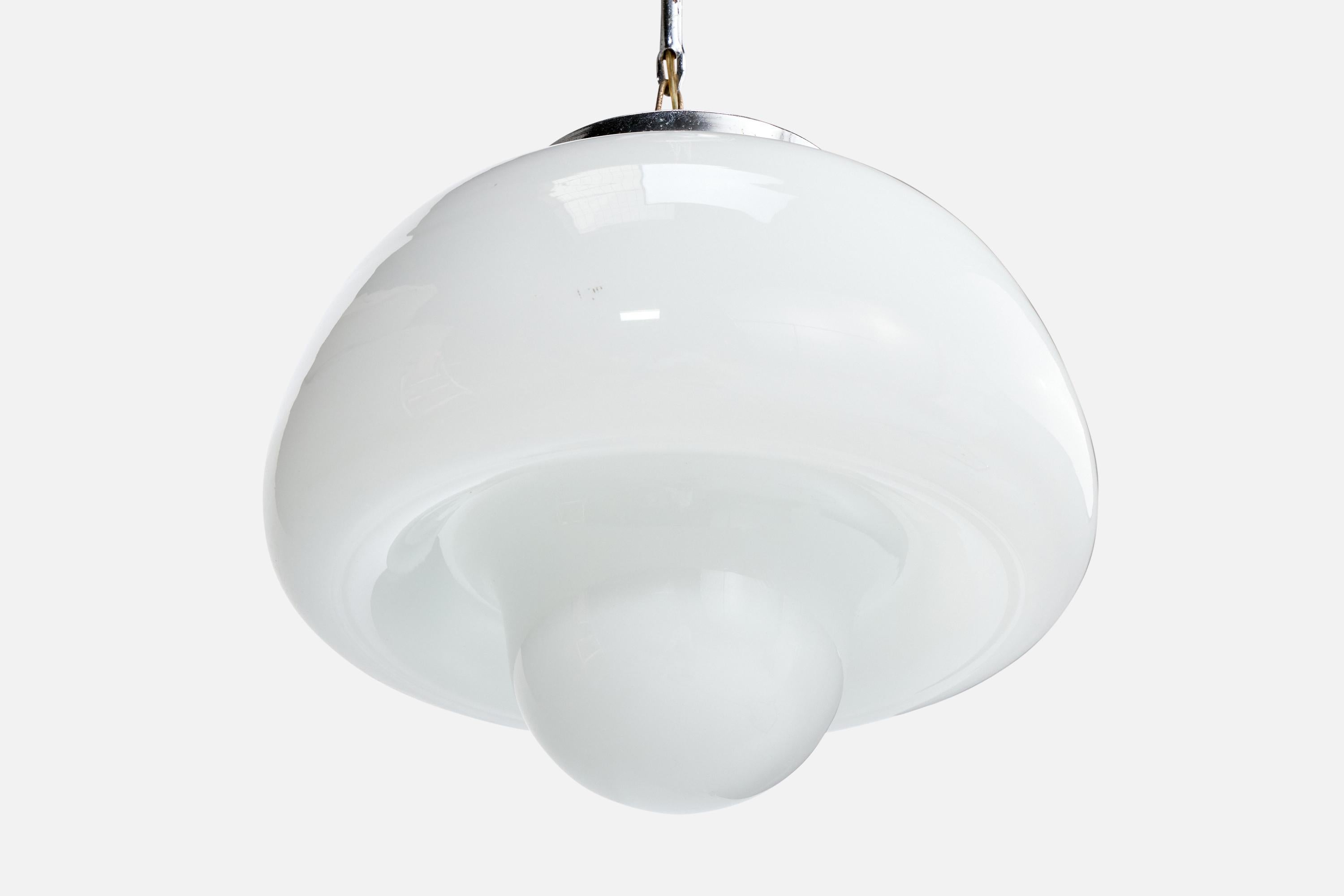Designer italiano, lampada a sospensione, vetro, cromo, Italia, anni '60 In condizioni buone in vendita a High Point, NC