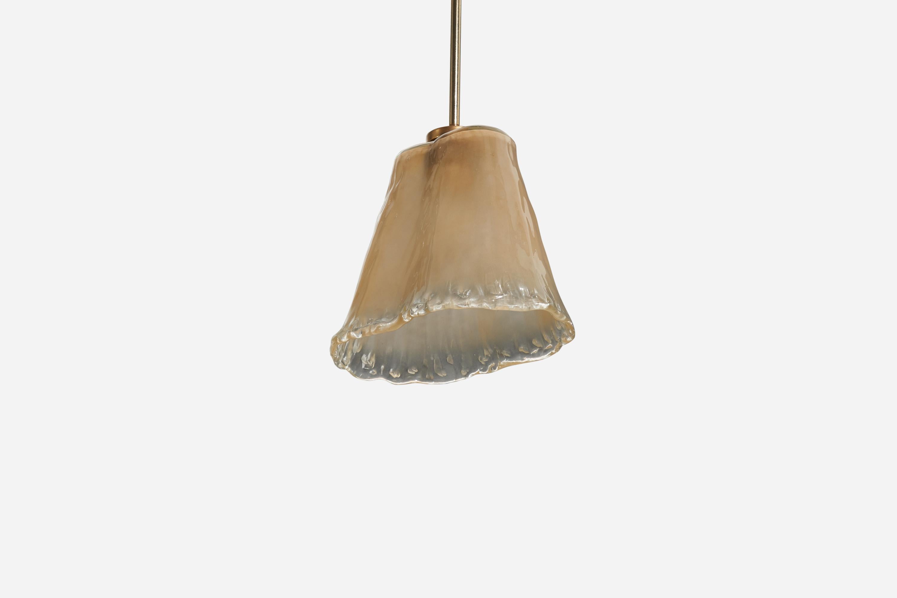 Italian Designer, Pendant Light, Murano Glass, Brass, Italy, 1950s In Good Condition For Sale In High Point, NC