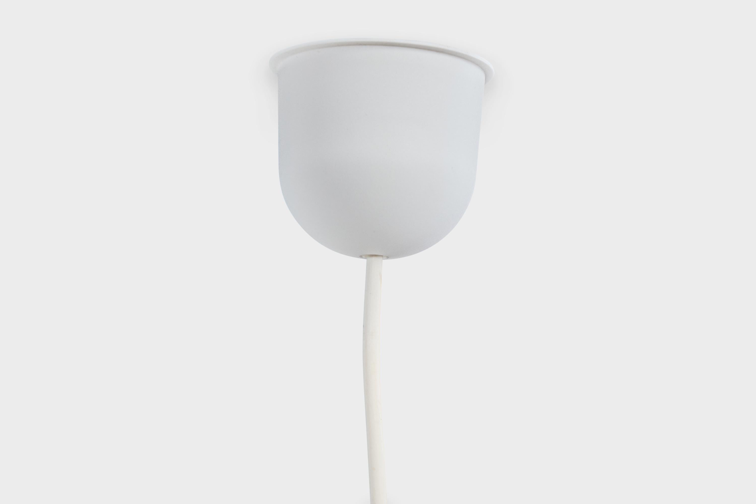 Designer italiano, Lampada a sospensione, Resina, Italia, anni '1960 in vendita 3