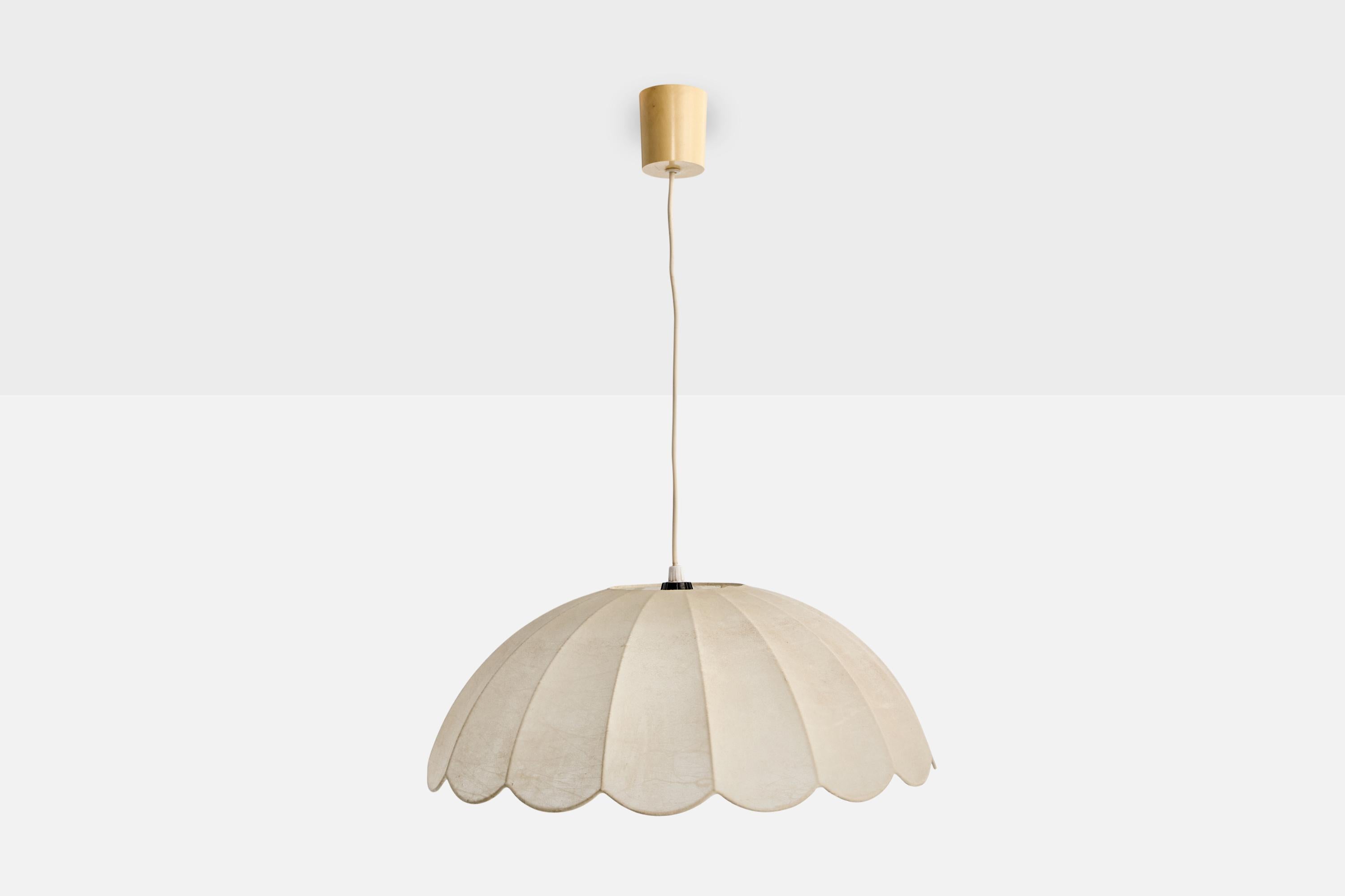Mid-Century Modern Designer italien, Design/One Light, Résine, Italie, années 1970 en vente