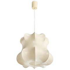 Designer italien, Design/One Light, Résine, Italie, années 1970