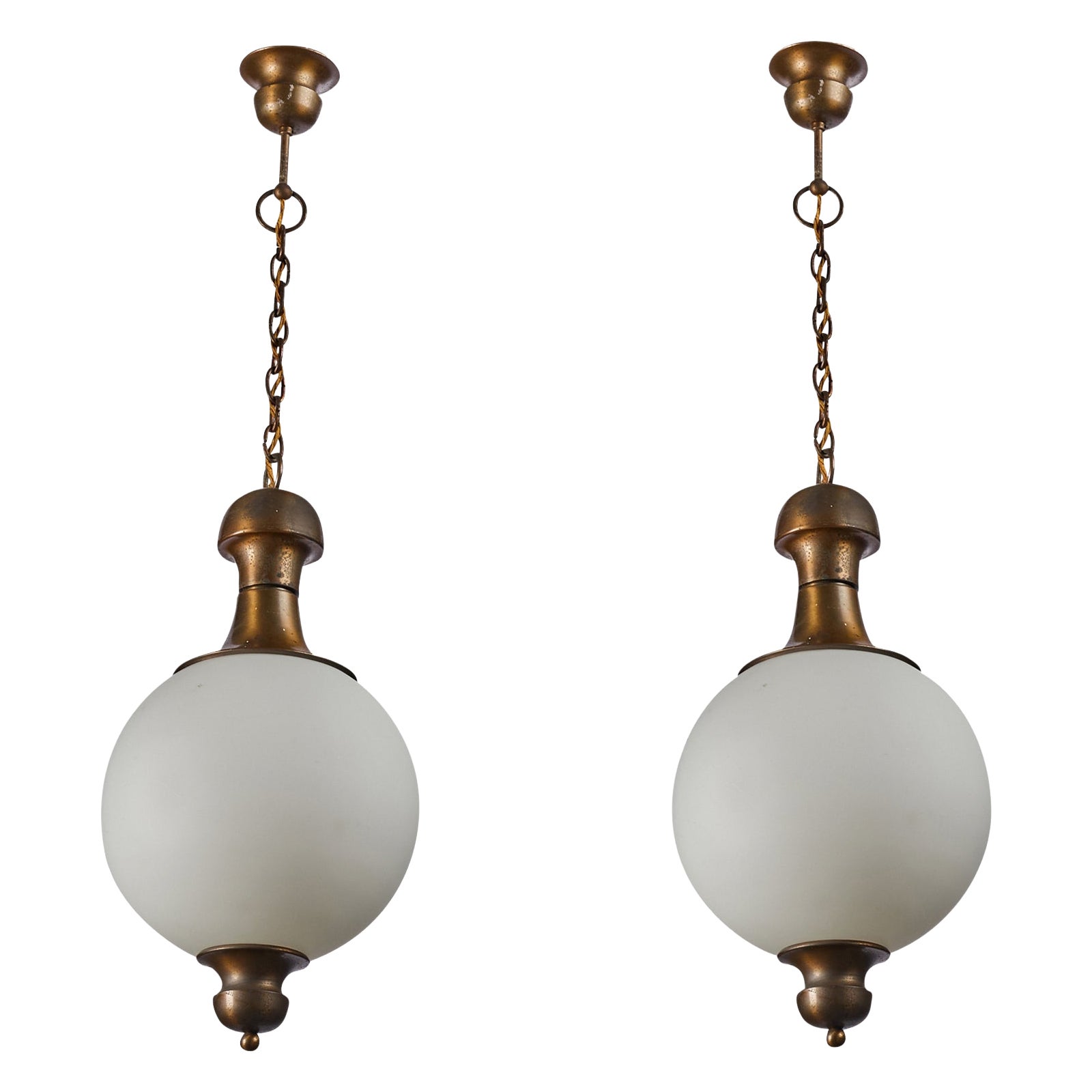 Designer italiano, lampade a sospensione, ottone, vetro, Italia, anni '50 in vendita