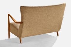 Créateur italien, banquette, bois, tissu, Italie, années 1950