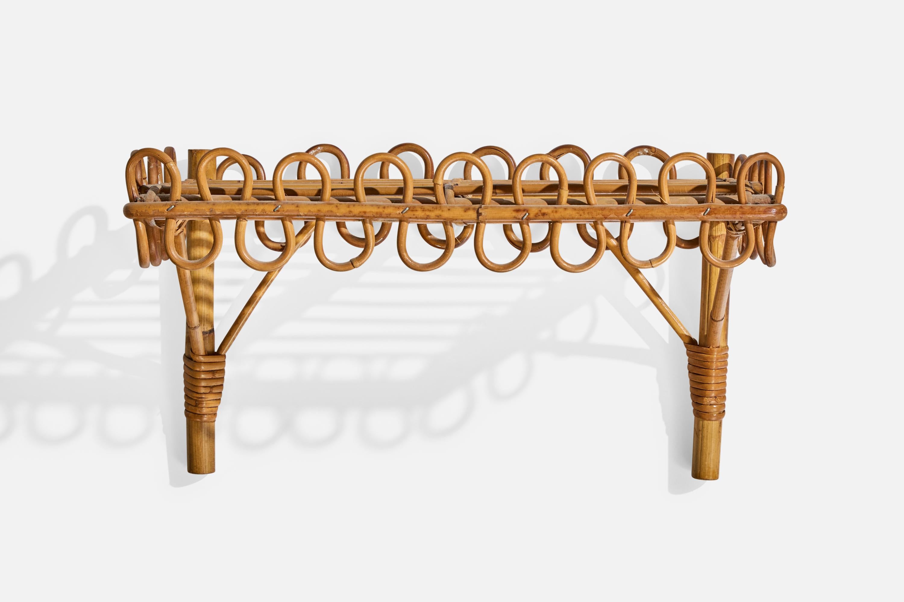 Diseñador italiano, estantería, bambú, ratán, Italia, años 60 Moderno de mediados de siglo en venta