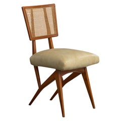 Italienischer Designer, Beistellstuhl, Holz, Rohr, Vinyl, Italien, 1950er Jahre