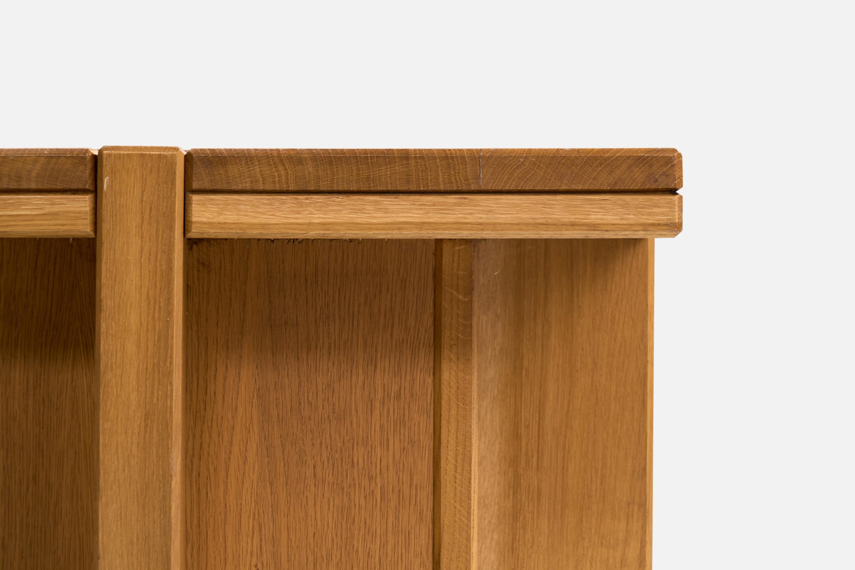 Designer italiano, Tavolini, Wood, Italia, anni '70 in vendita 4