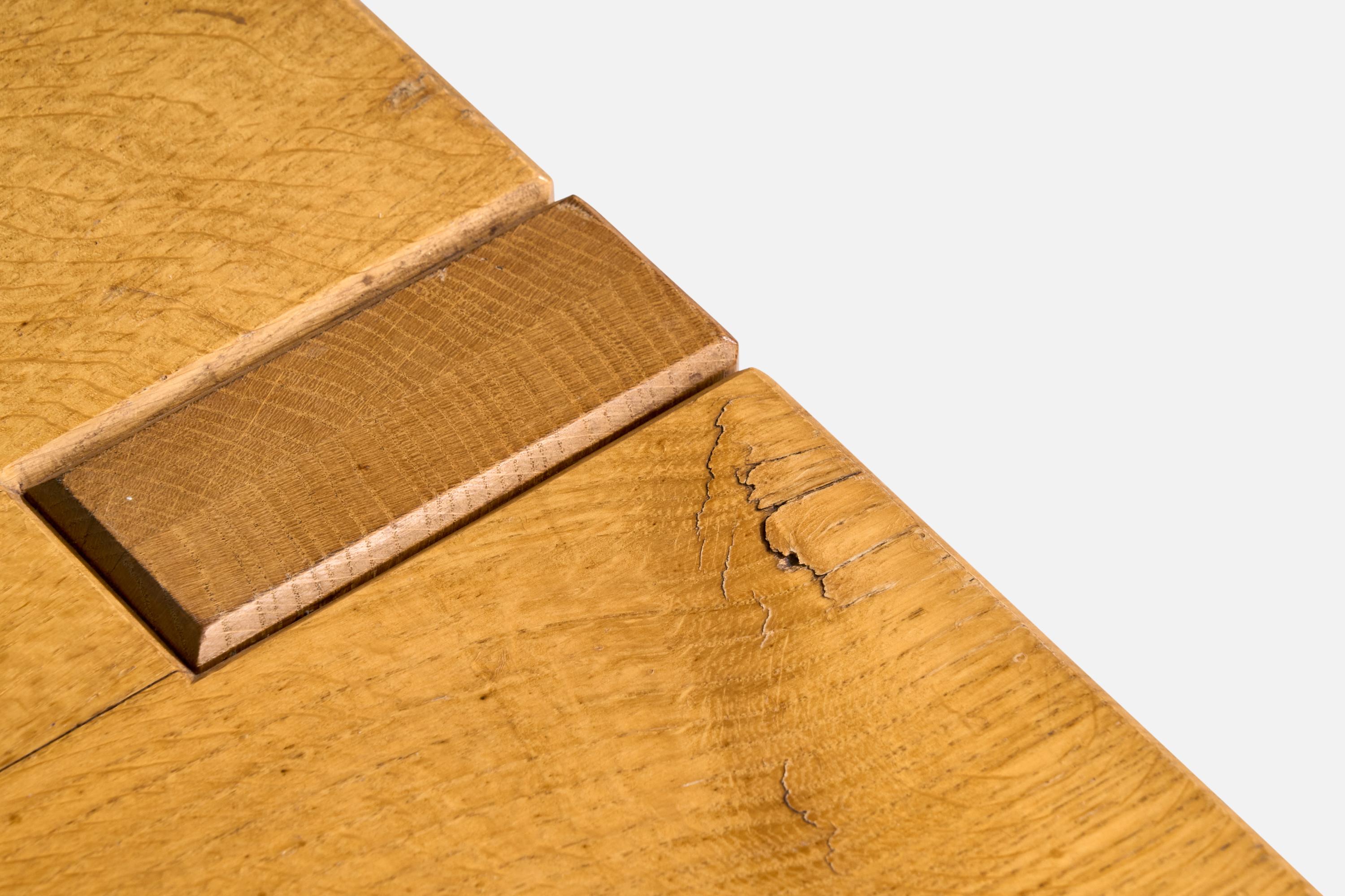 Fine XX secolo Designer italiano, Tavolini, Wood, Italia, anni '70 in vendita