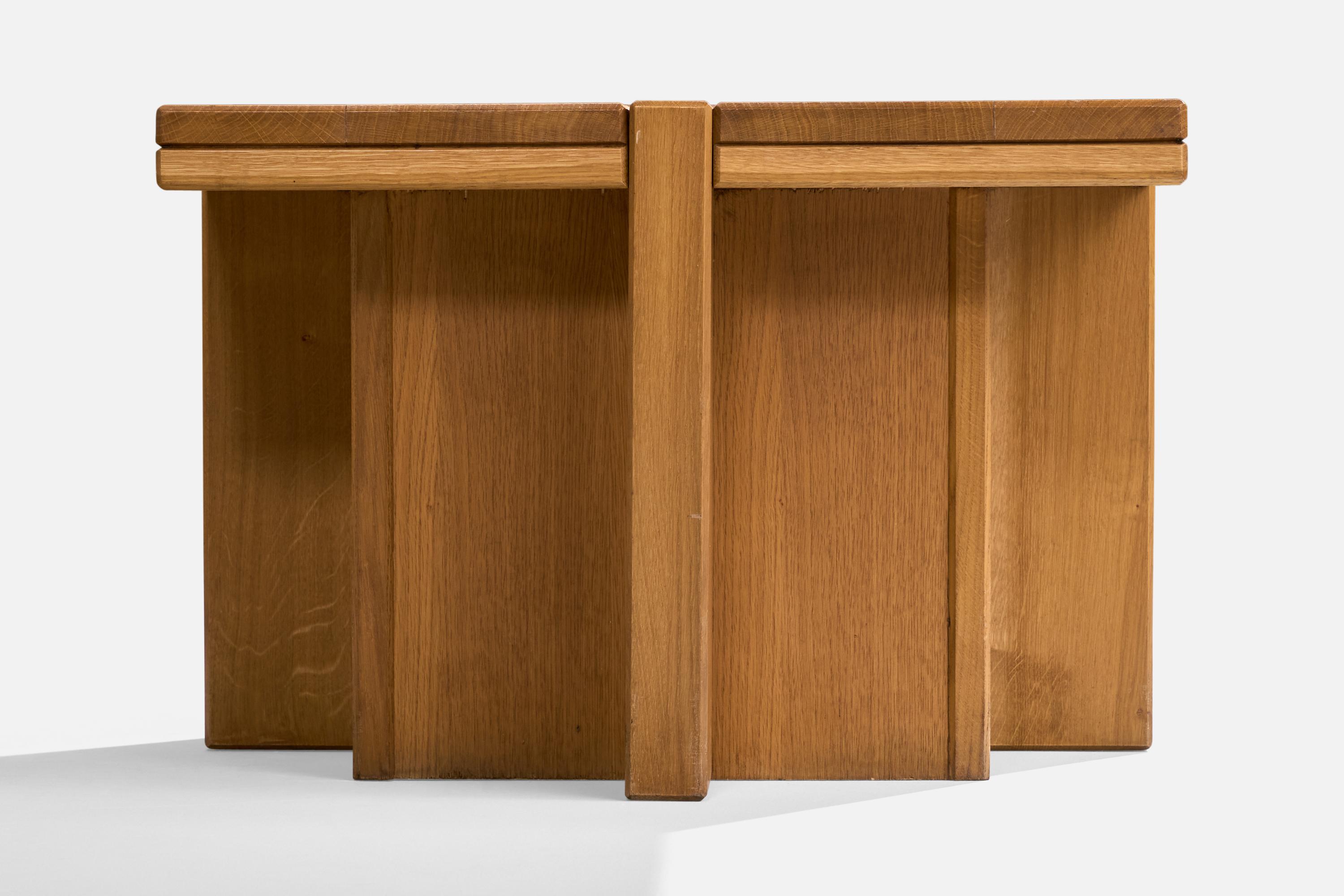 Designer italiano, Tavolini, Wood, Italia, anni '70 in vendita 3