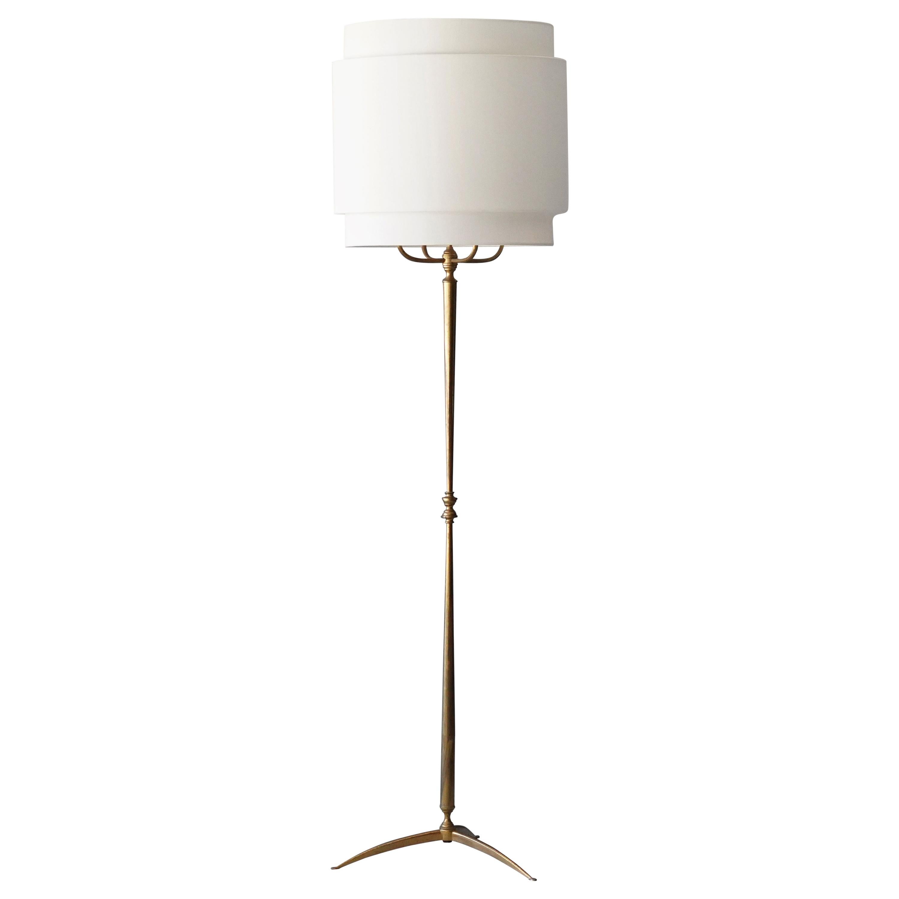 Extendable Floor Lamp of the 1950 Italian Design Gold Brass Dome Fabric