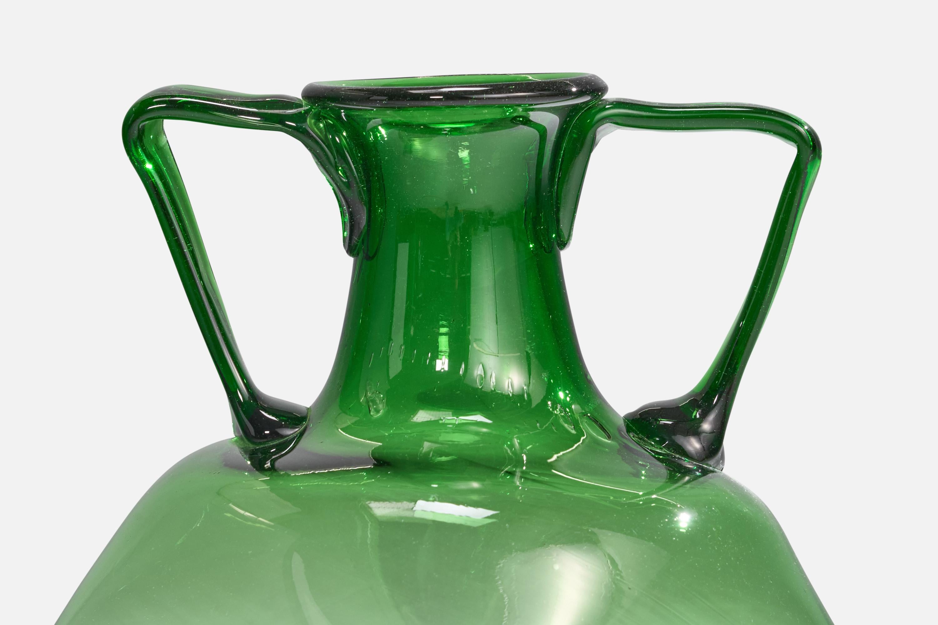Italian Designer, Sizable Vase, Glass, Italy, 1980s For Sale 4