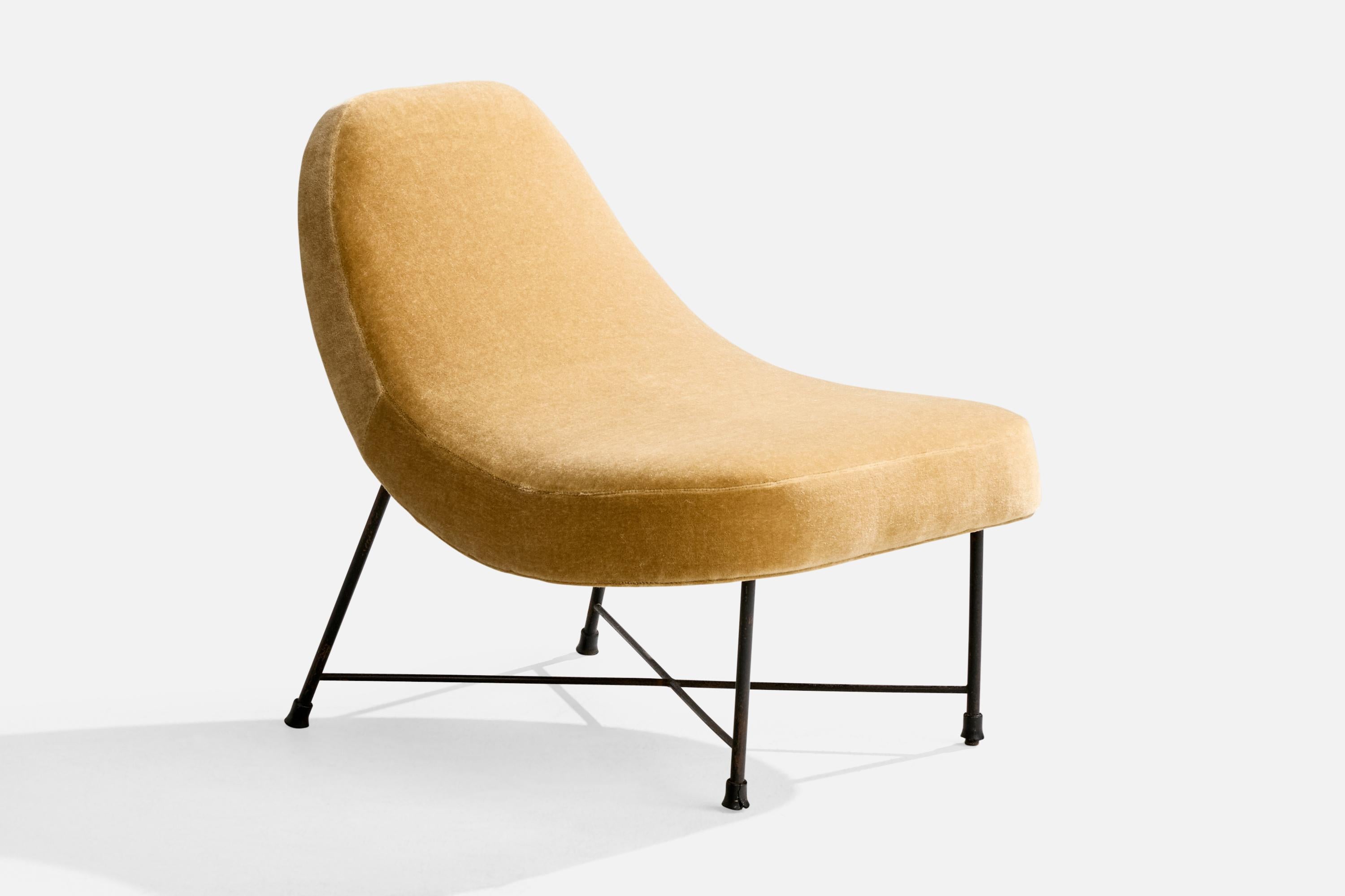Designer italiano, sedie a pantofola, ferro, velluto, Italia, anni '60 in vendita 4