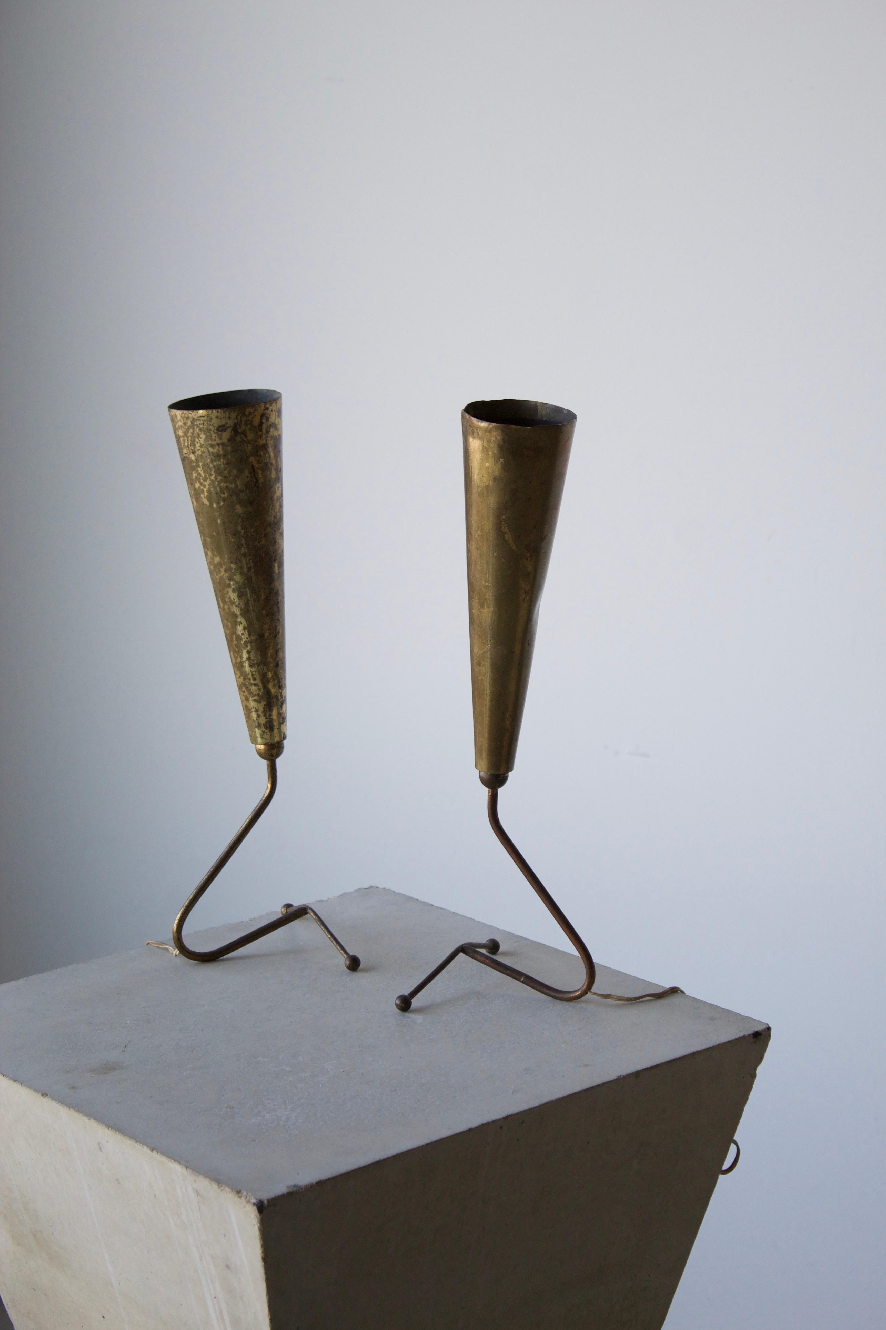 Italian Designer, Small Modernist Table Lamps, Brass, Italy, 1940s 1